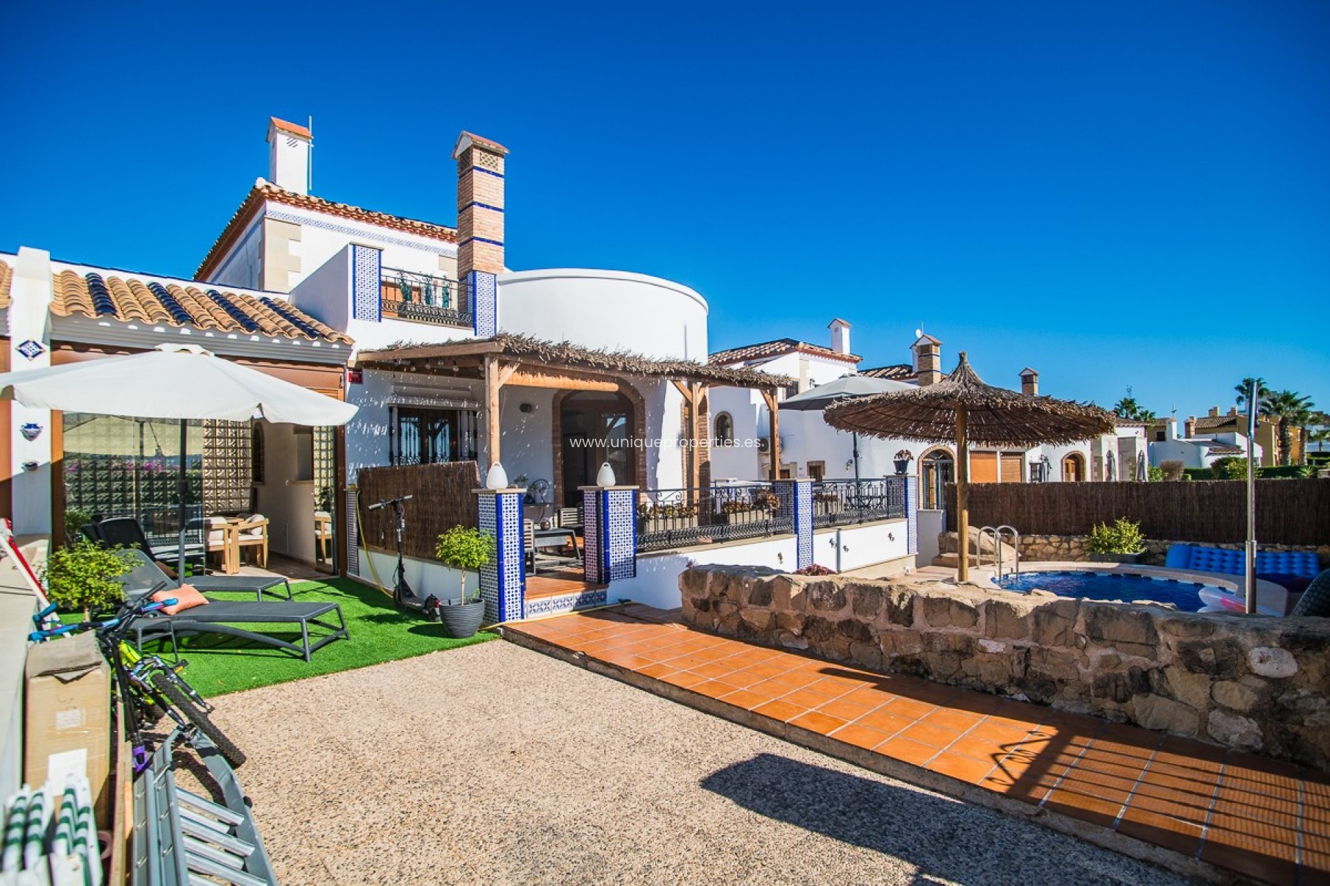 Reventa - House -
Algorfa - ALGORFA
