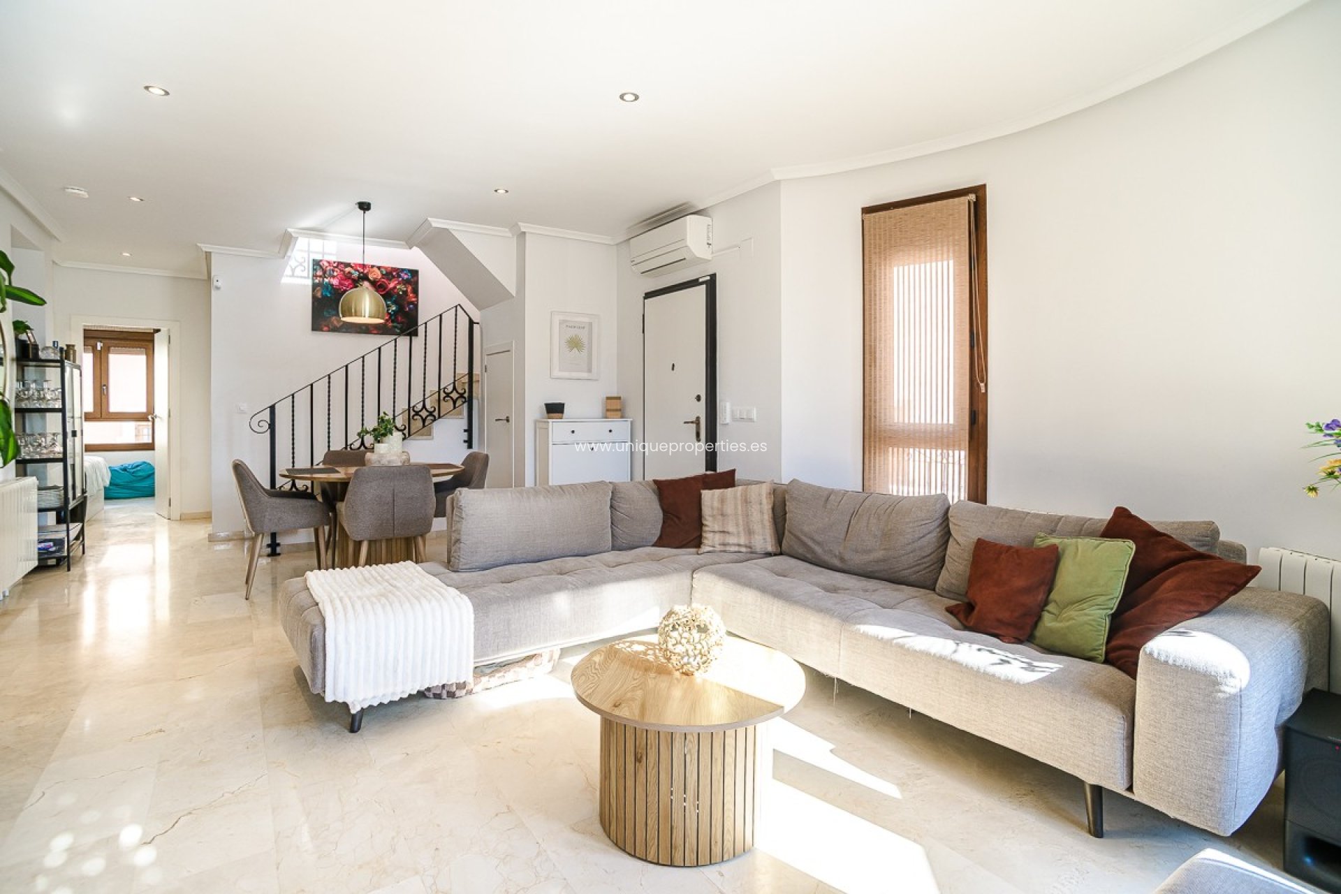 Reventa - House -
Algorfa - ALGORFA