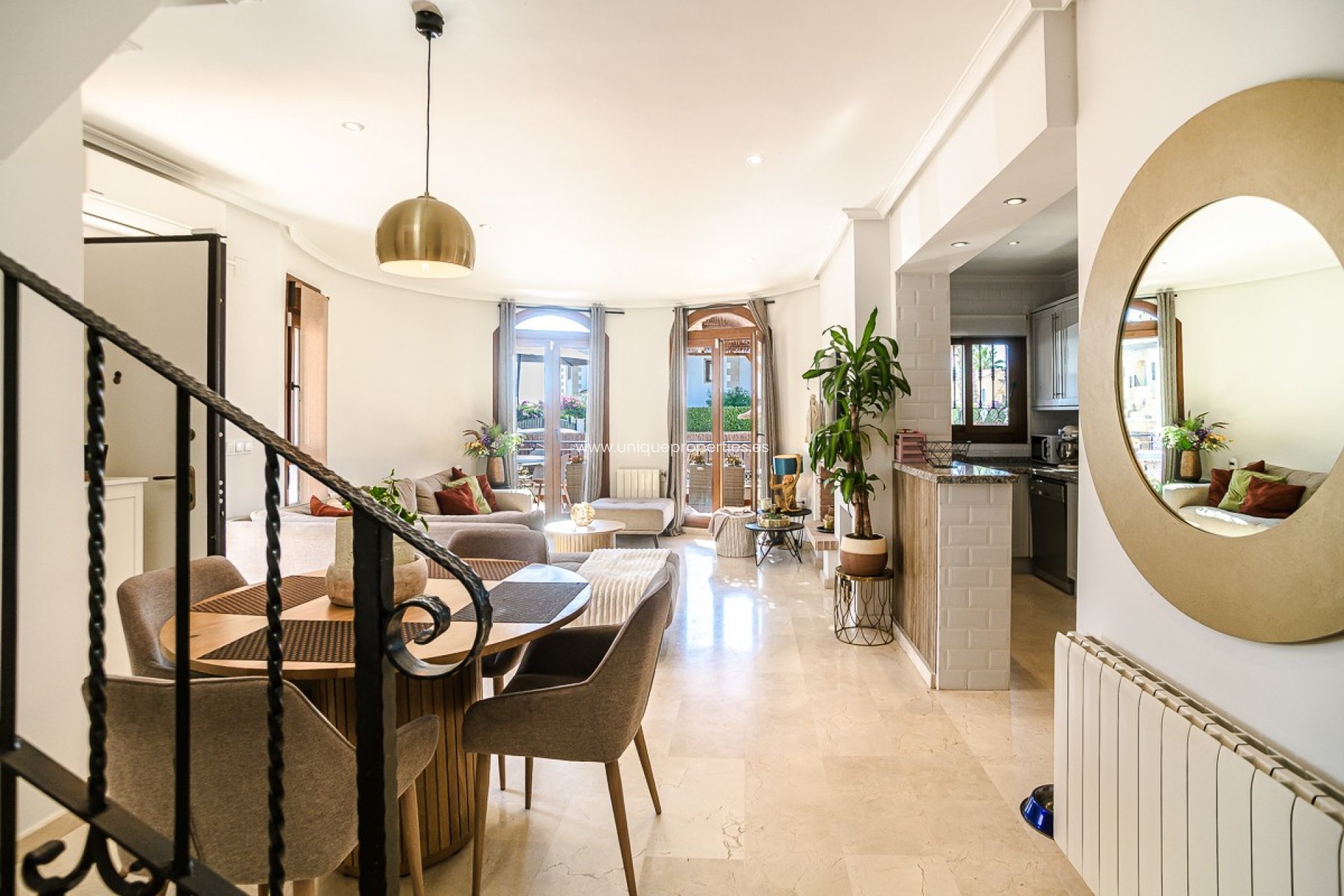 Reventa - House -
Algorfa - ALGORFA