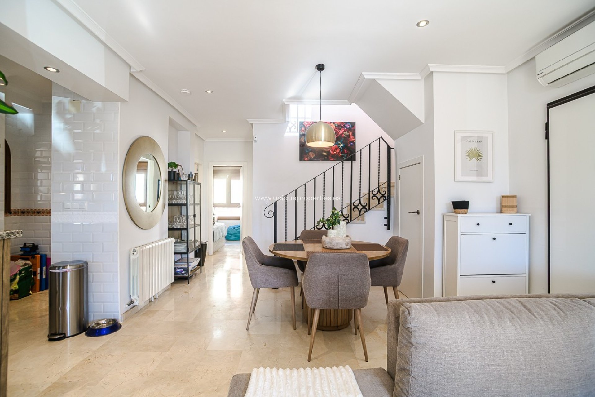 Reventa - House -
Algorfa - ALGORFA