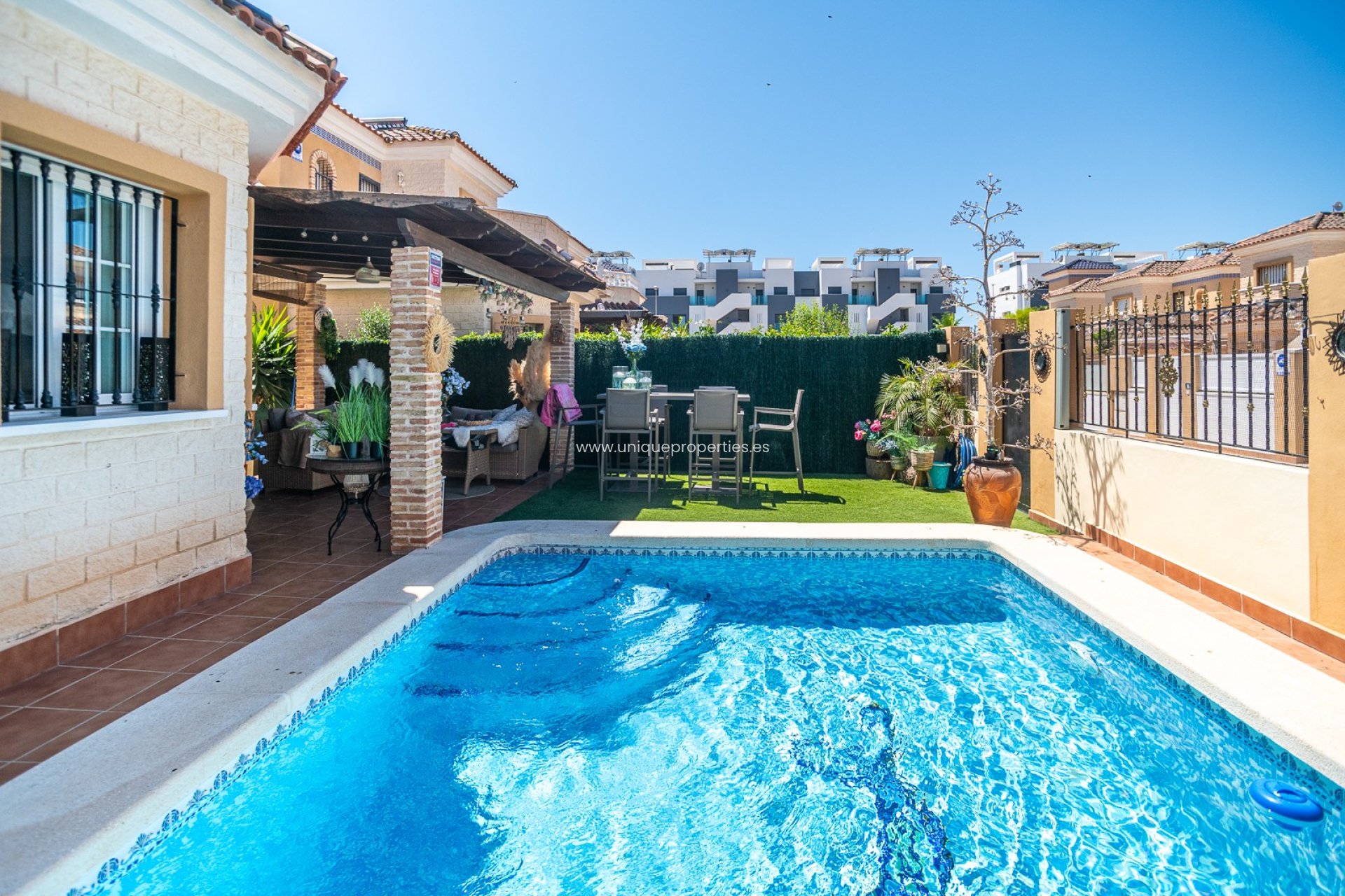 Reventa - House -
Guardamar del Segura - EL RASO