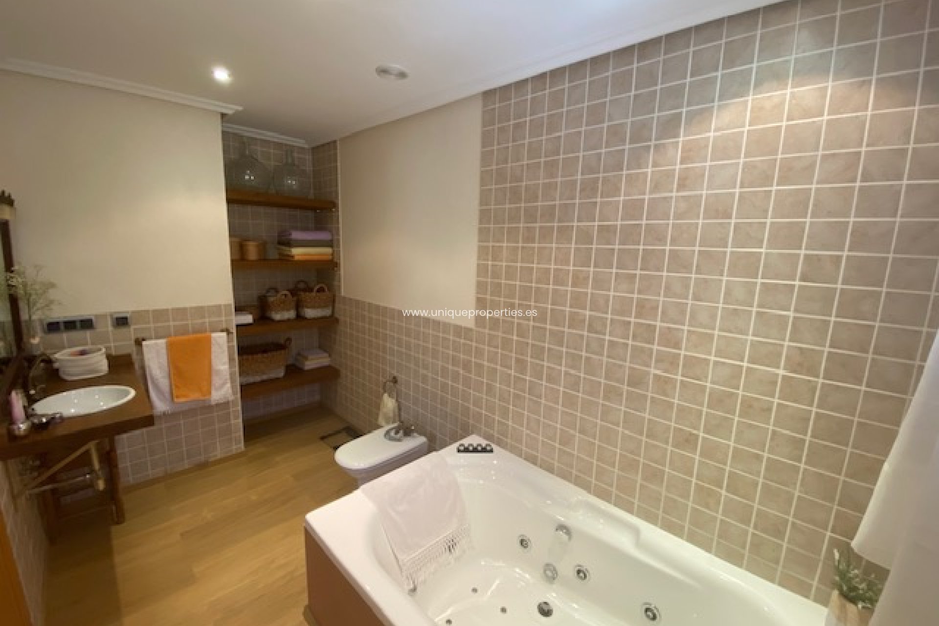 Reventa - House -
Murcia