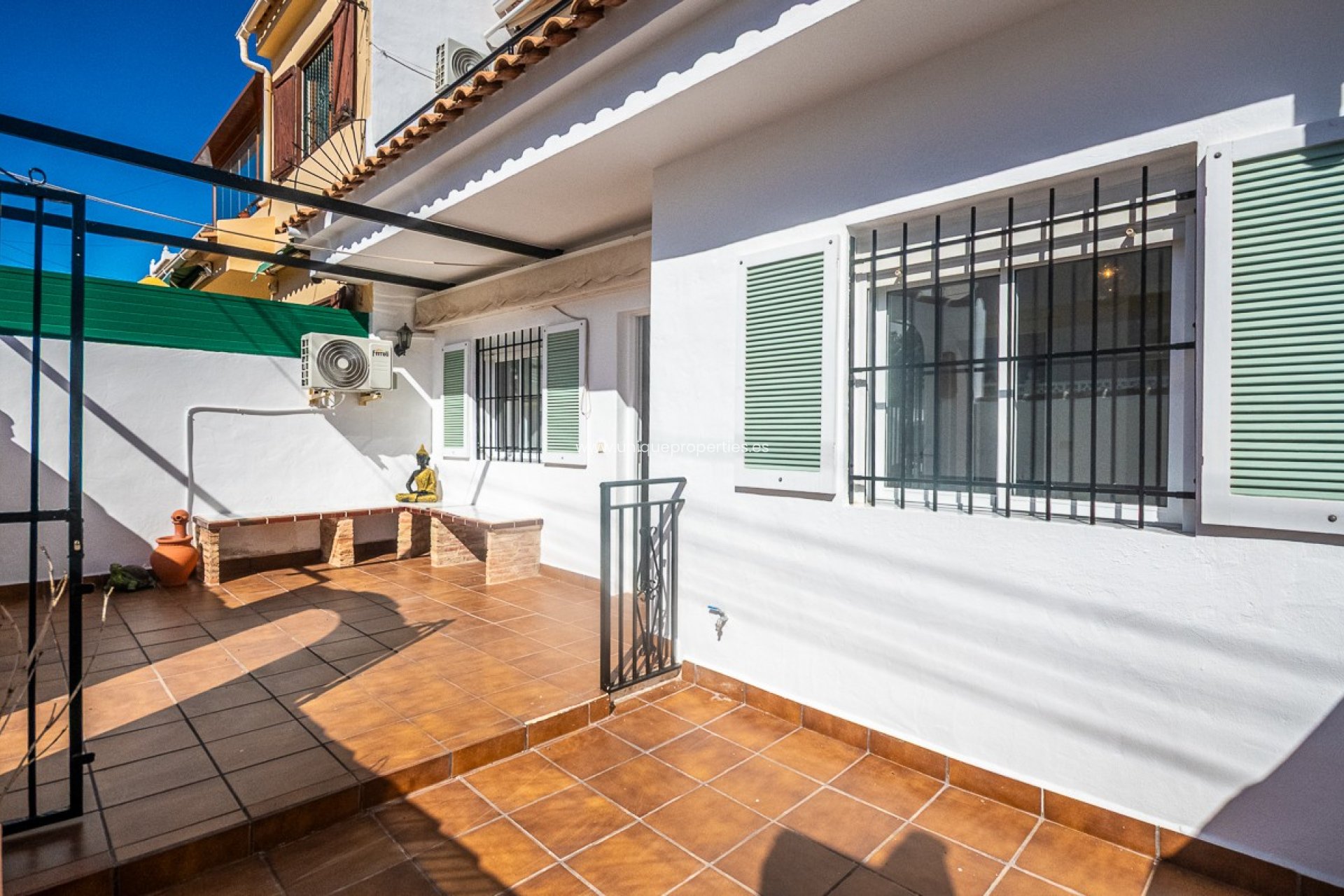 Reventa - House -
San Miguel de Salinas
