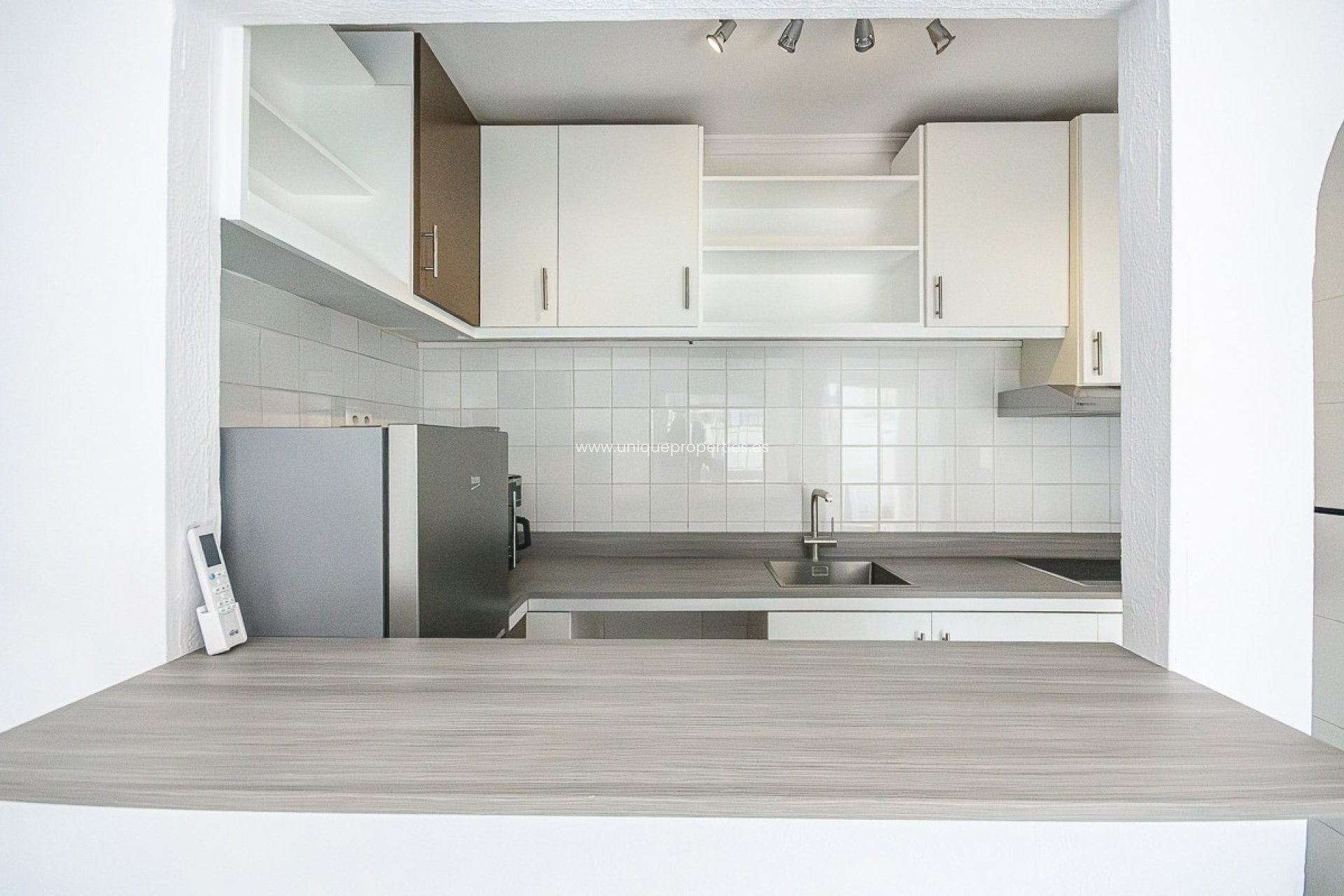 Reventa - House -
San Miguel de Salinas