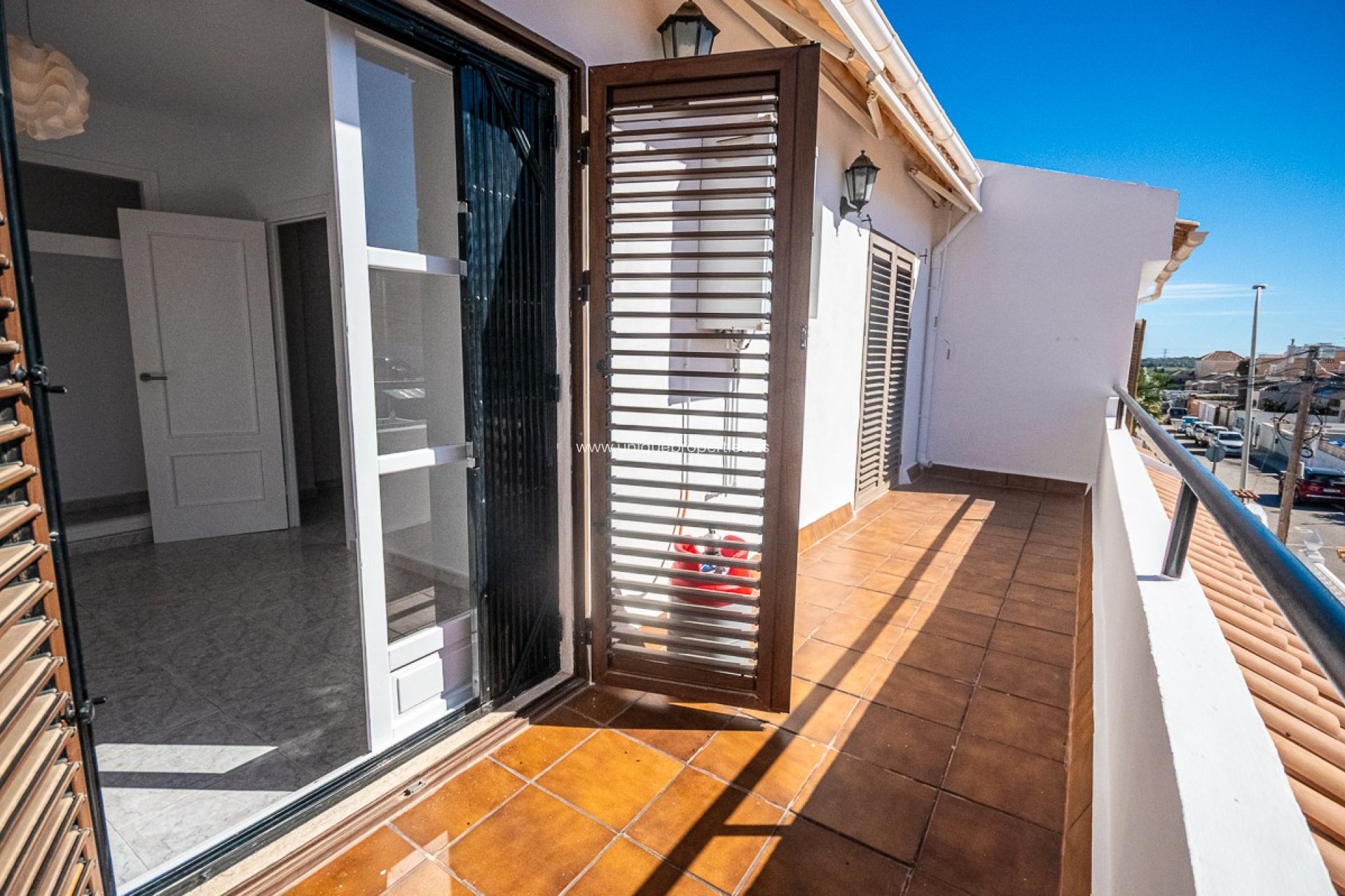 Reventa - House -
San Miguel de Salinas