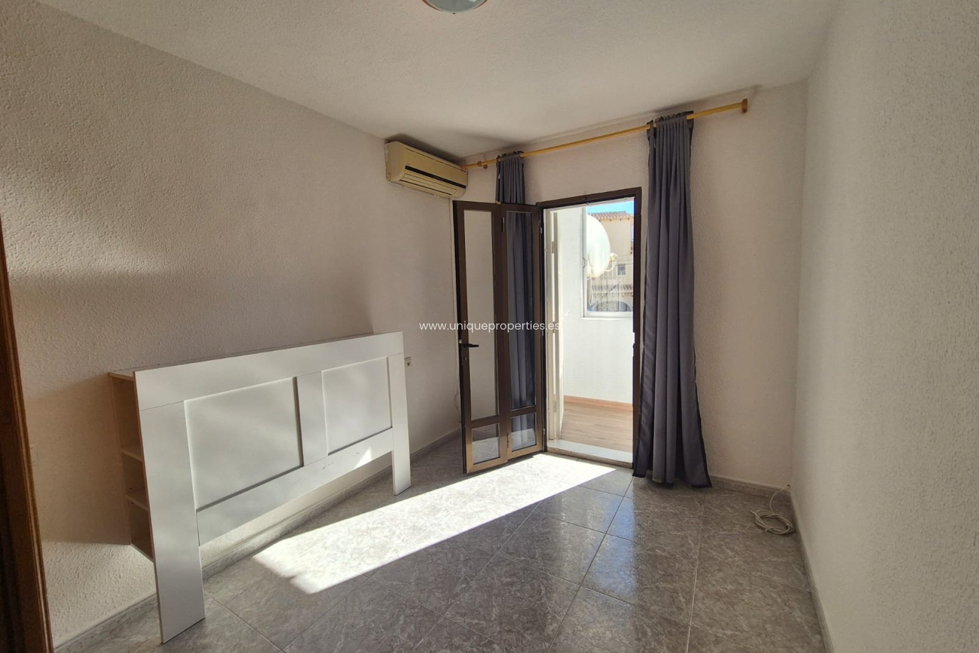 Reventa - House -
Torrevieja - LOS BALCONES - LOS ALTOS