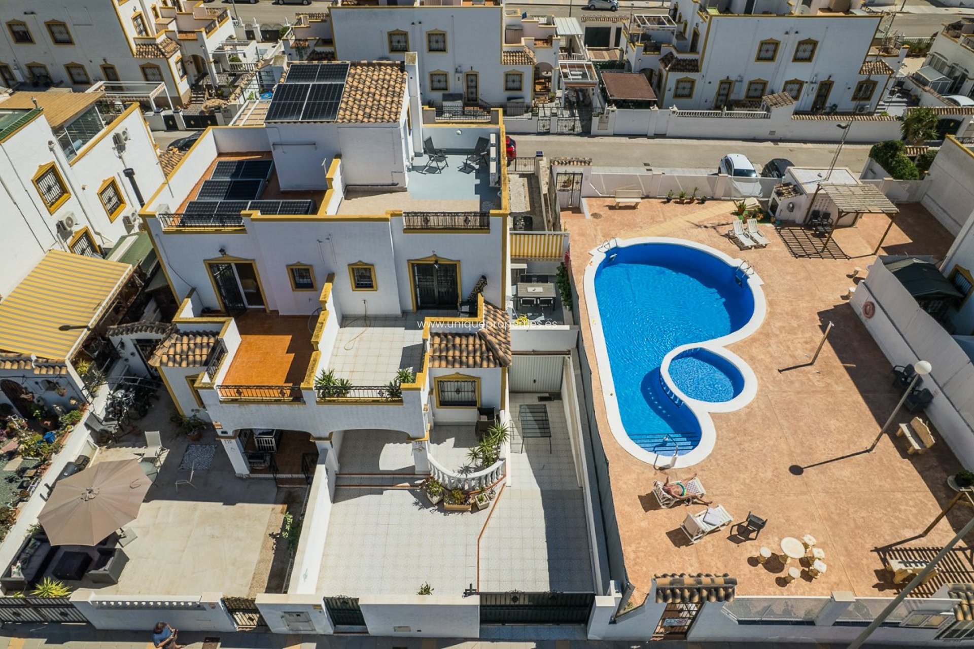 Reventa - House -
VISTABELLA GOLF - Entre Naranjos