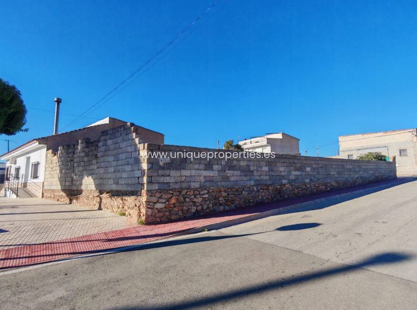 Reventa - Land -
Cortes de Baza