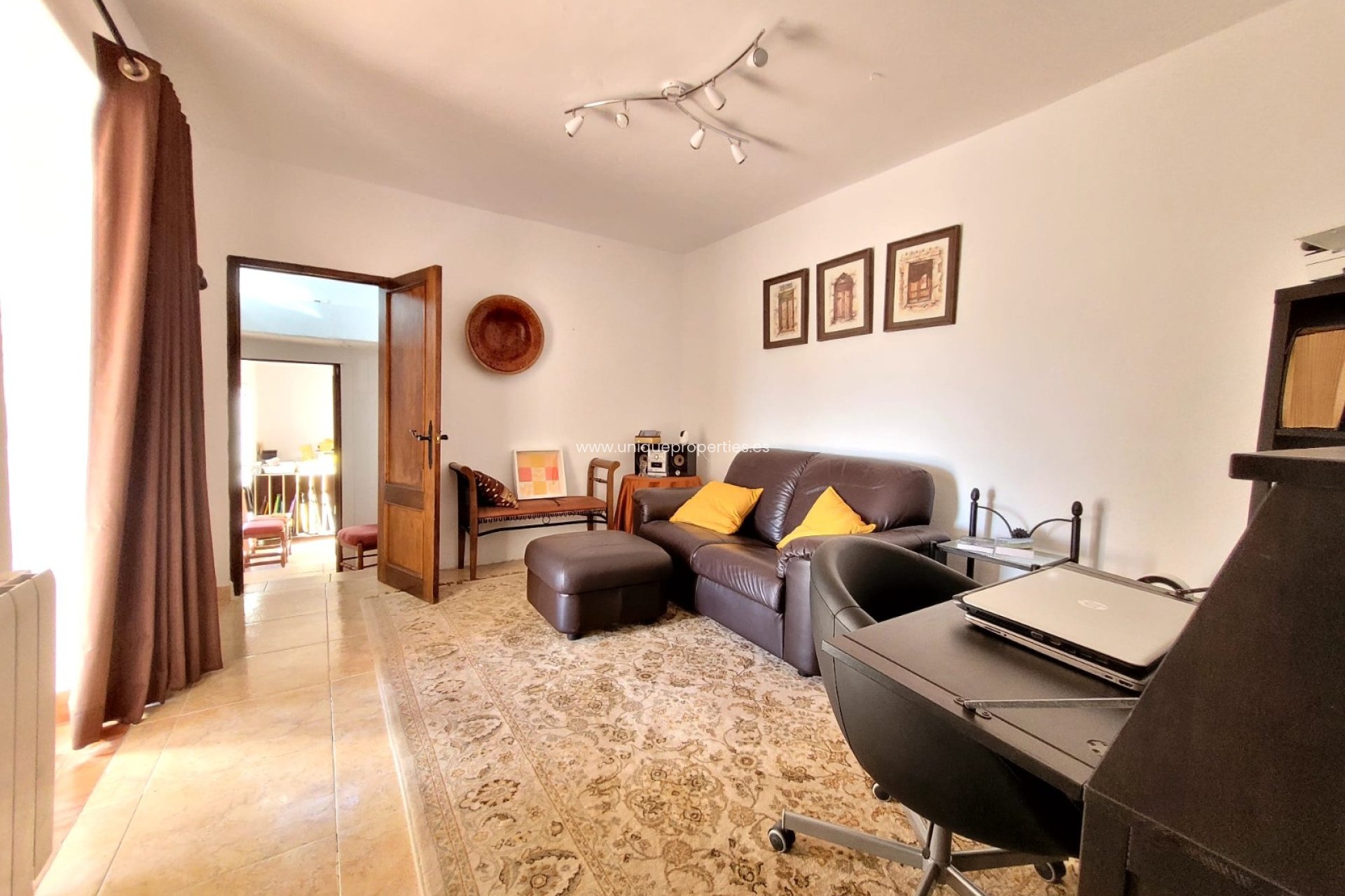 Reventa - Villa -
Albox