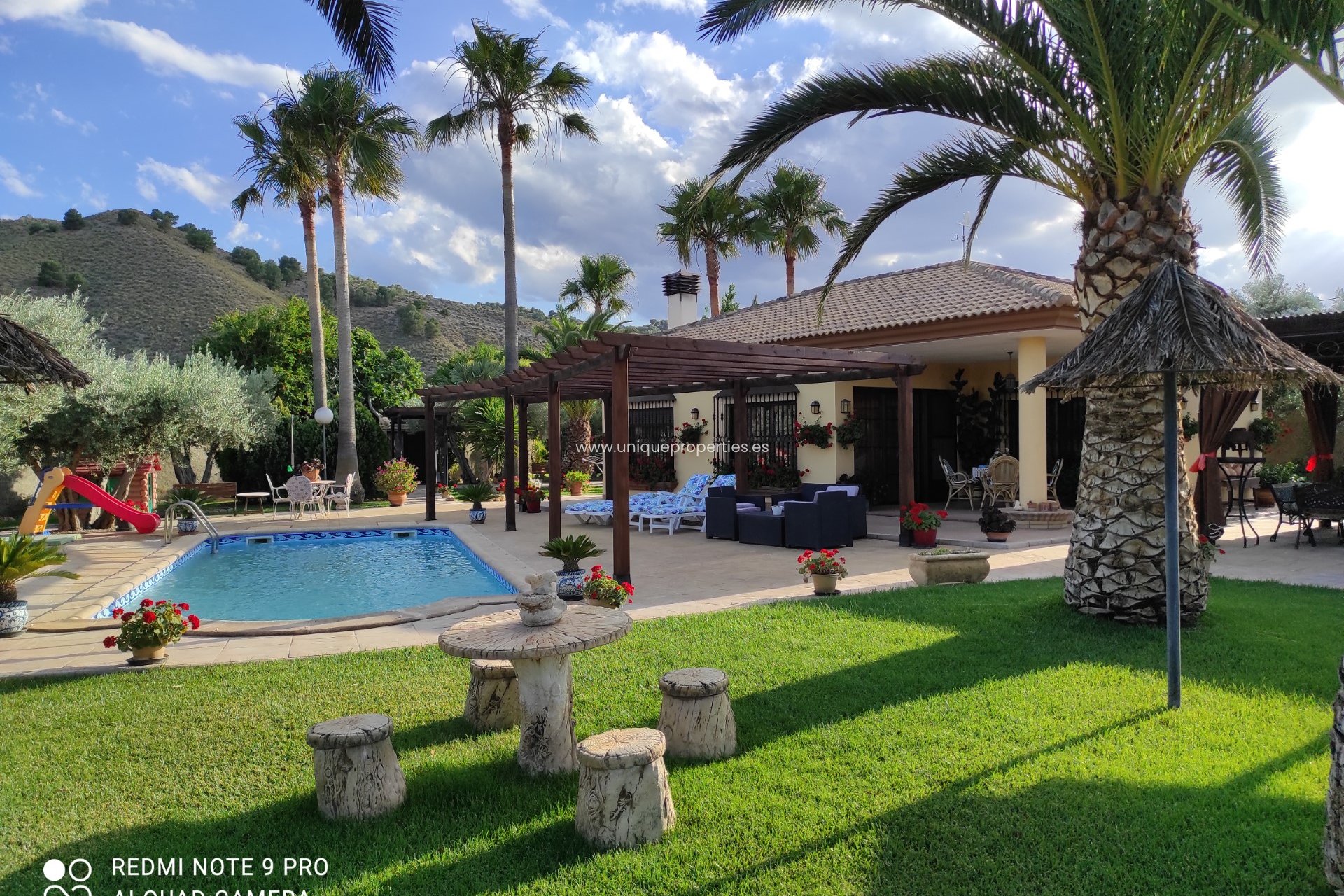 Reventa - Villa -
Armuna de Almanzora