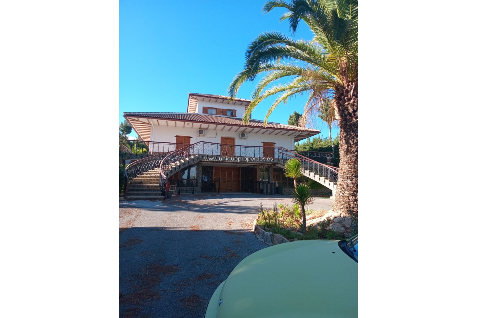 Reventa - Villa -
Cullar de Baza