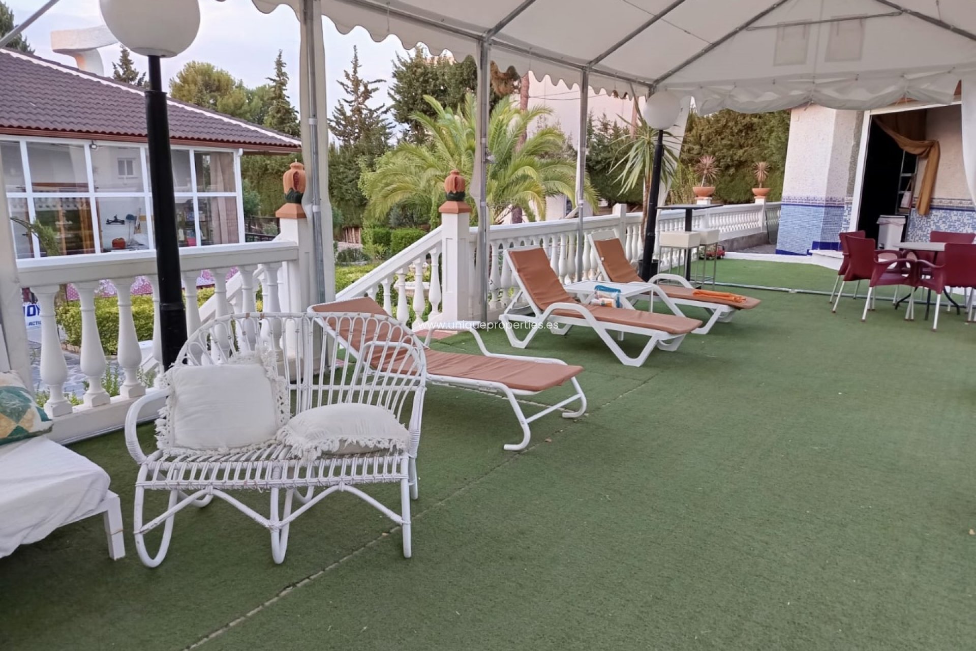 Reventa - Villa -
Cullar de Baza