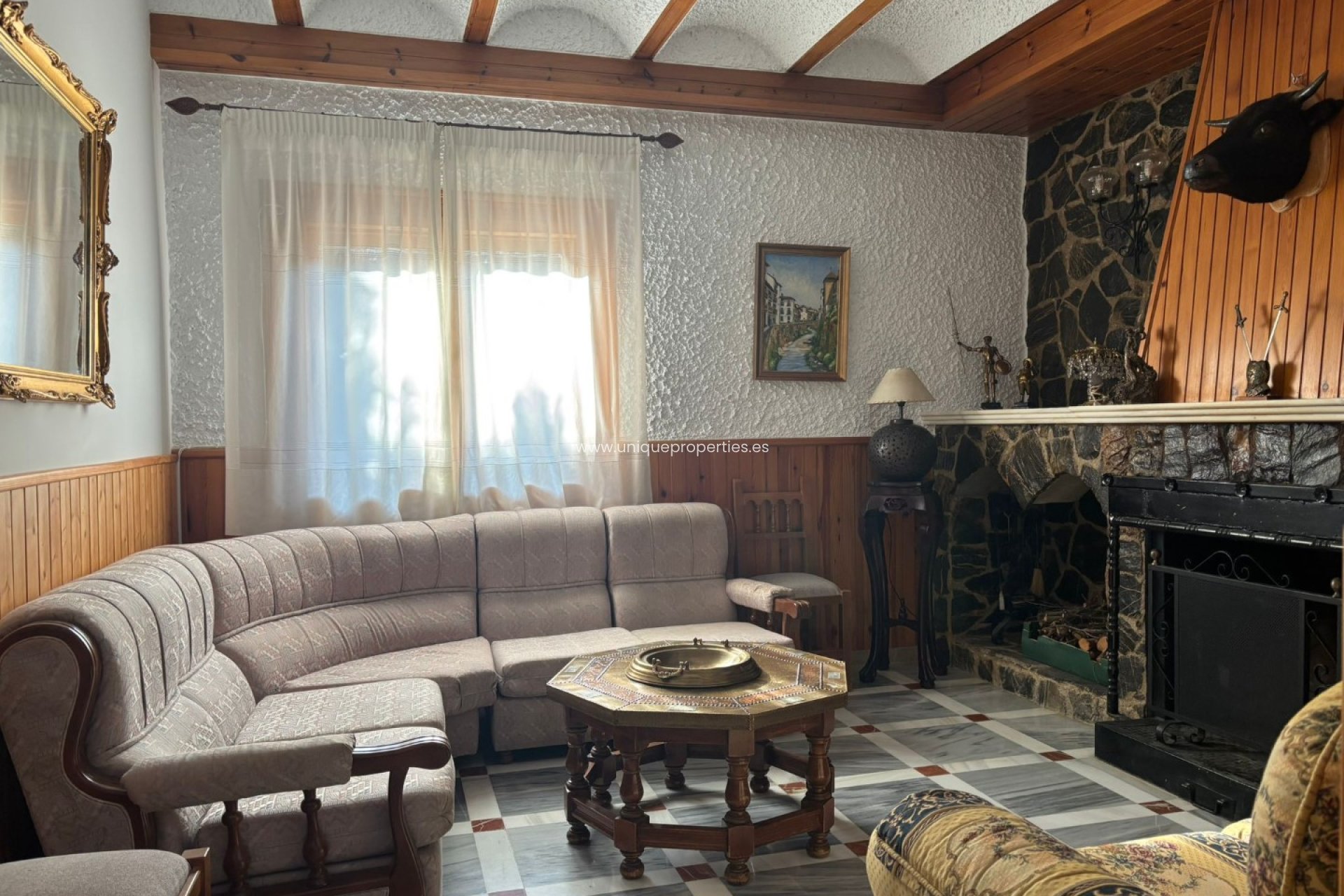 Reventa - Villa -
Cullar de Baza