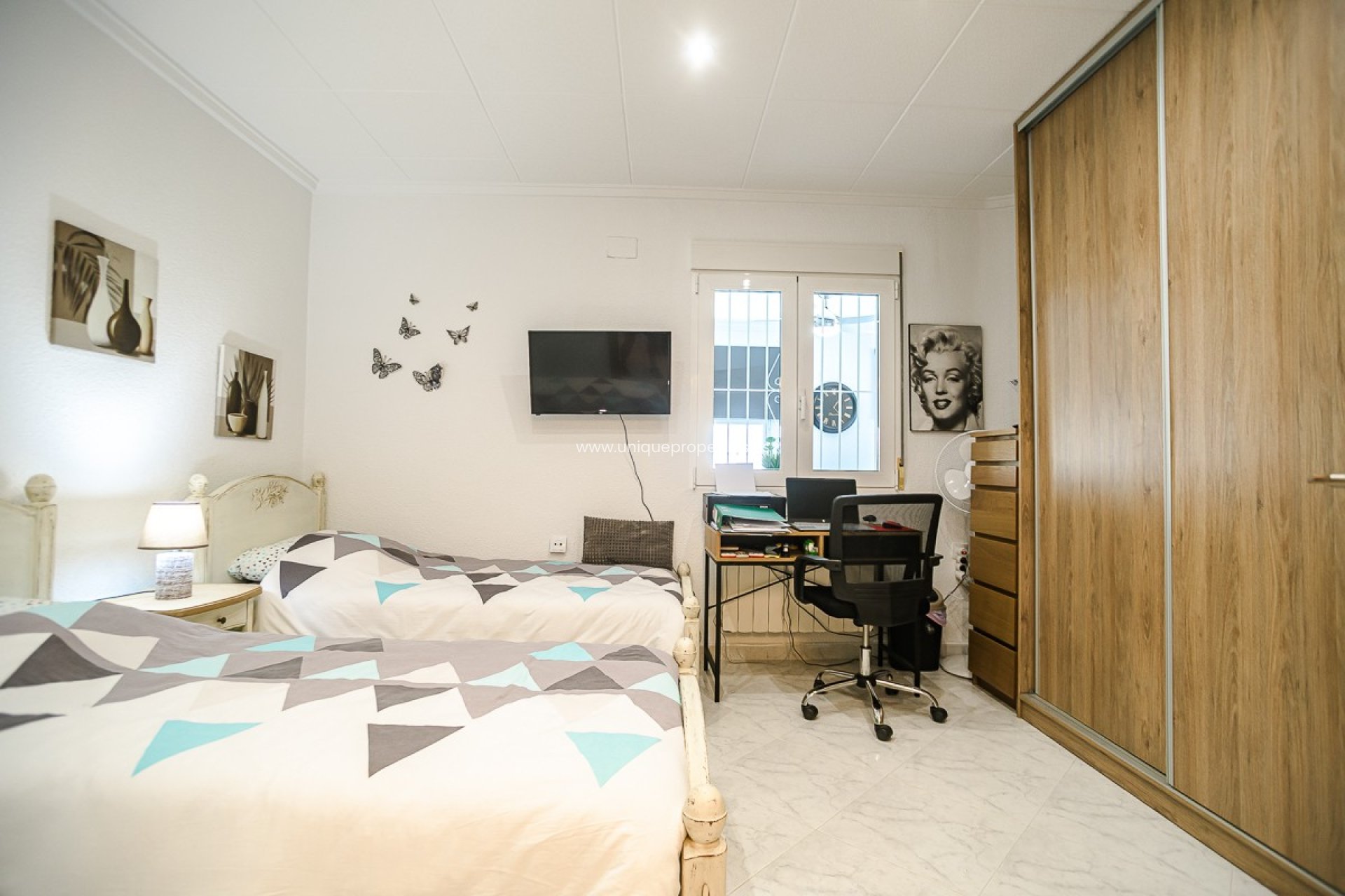 Reventa - Villa -
La Marina - LA MARINA