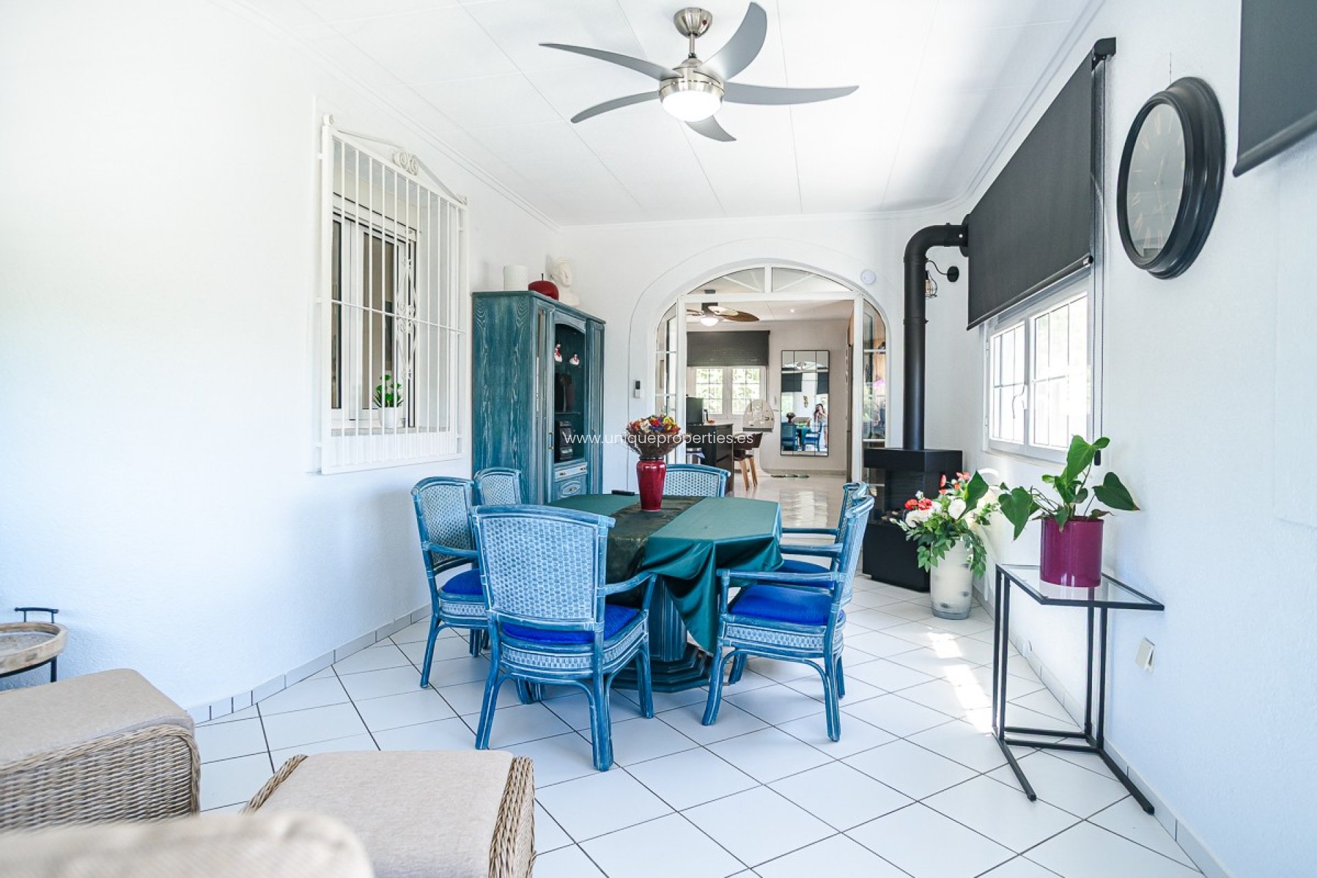 Reventa - Villa -
La Marina - LA MARINA