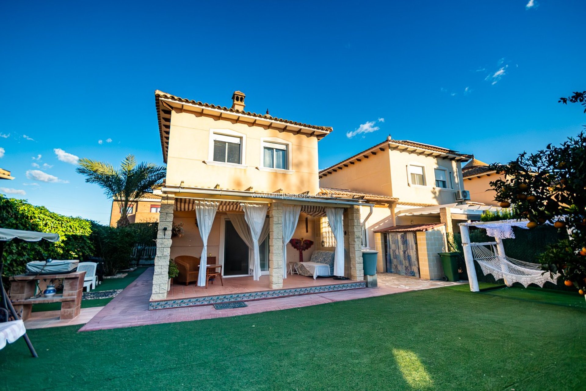 Reventa - Villa -
Orihuela - Benferri