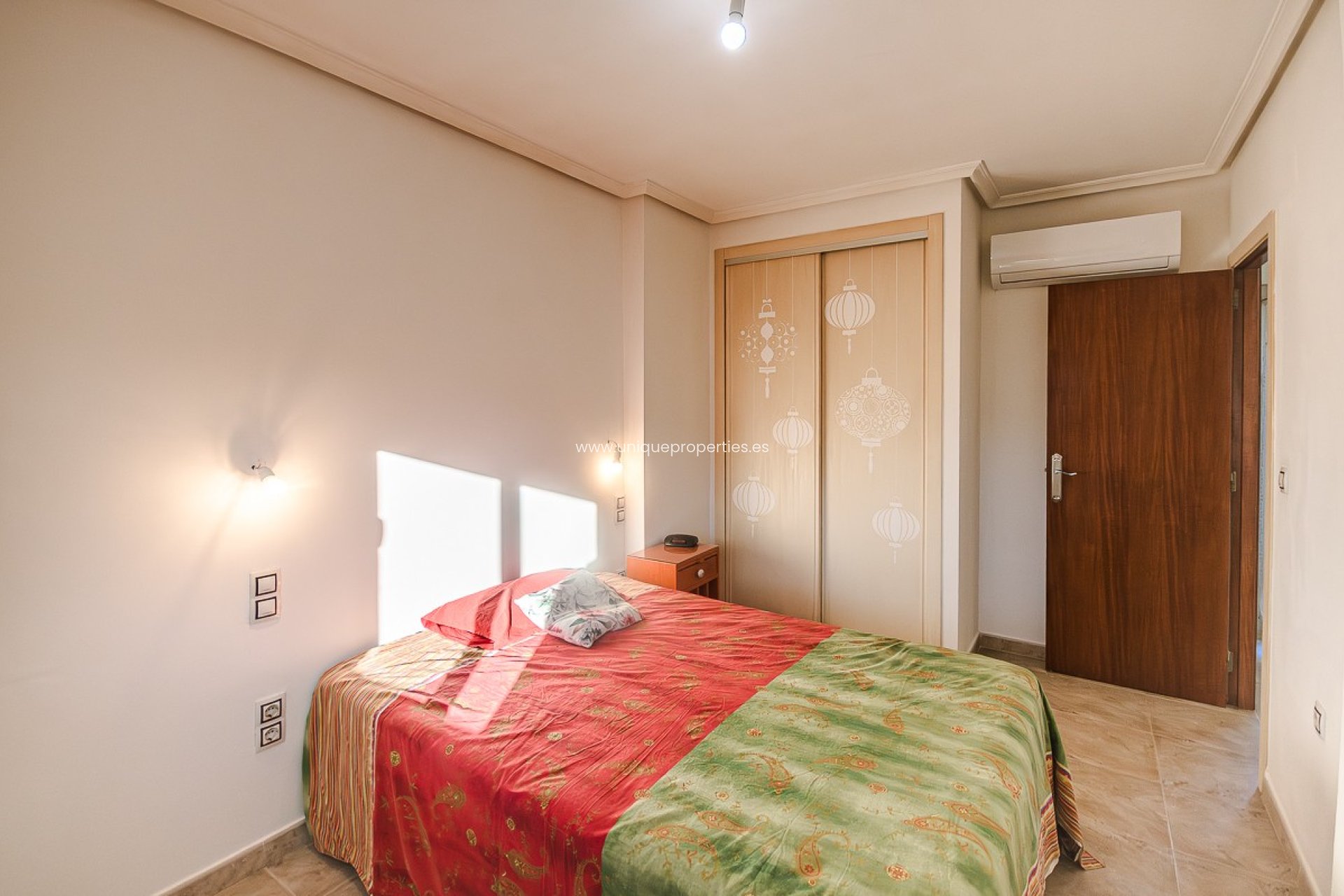 Reventa - Villa -
Orihuela - Benferri