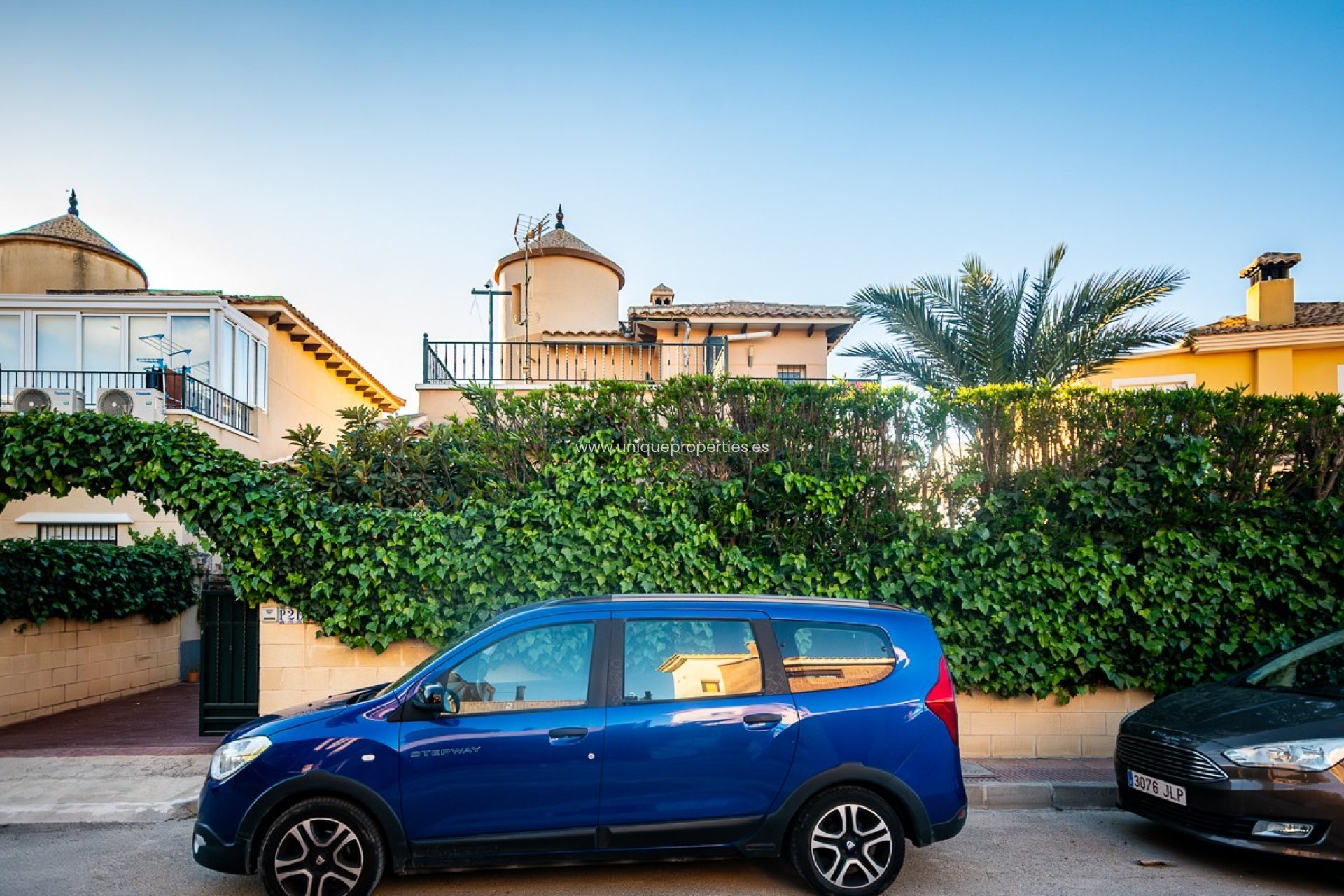 Reventa - Villa -
Orihuela - Benferri