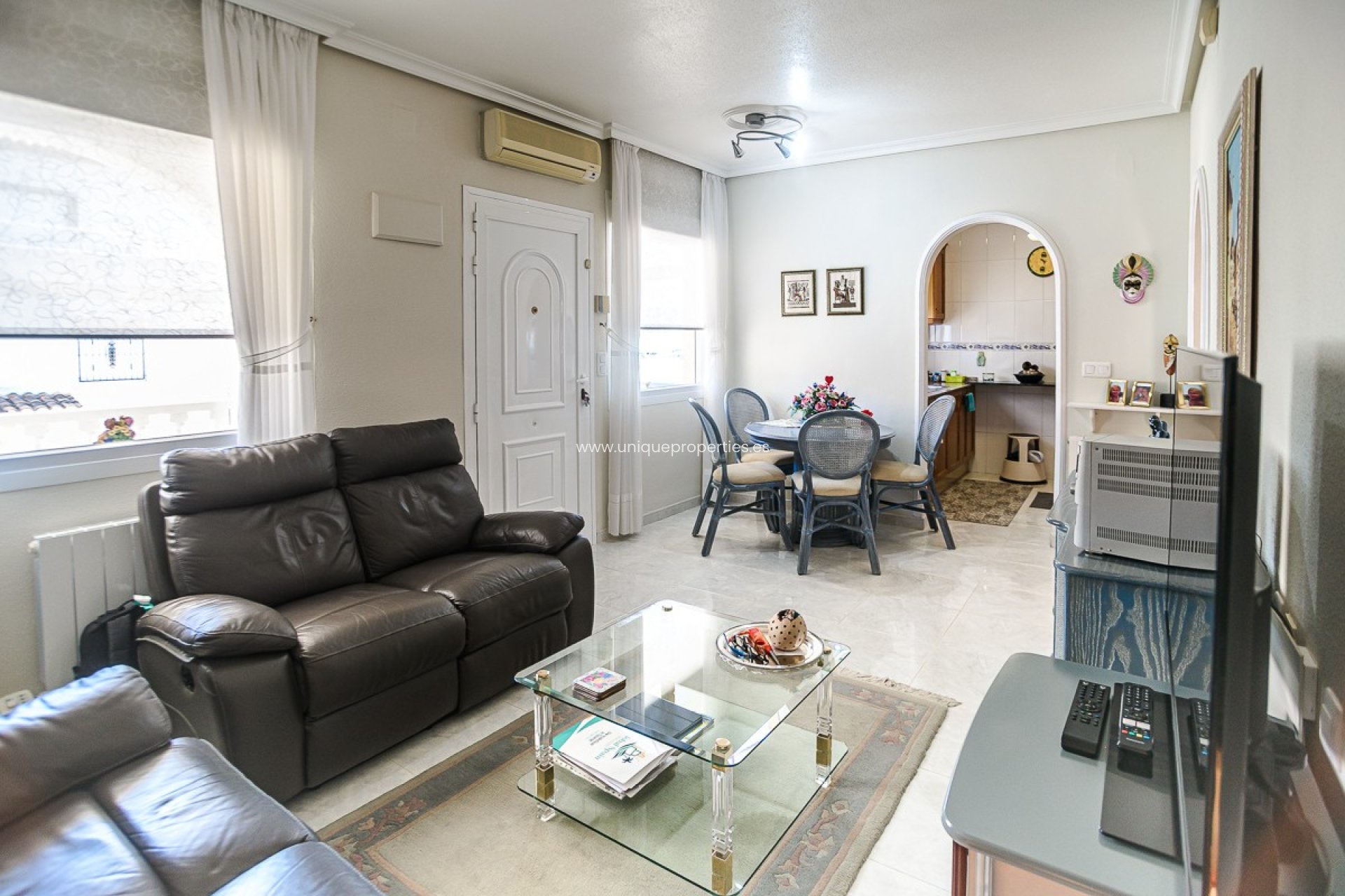 Reventa - Villa -
Orihuela Costa - Los Altos