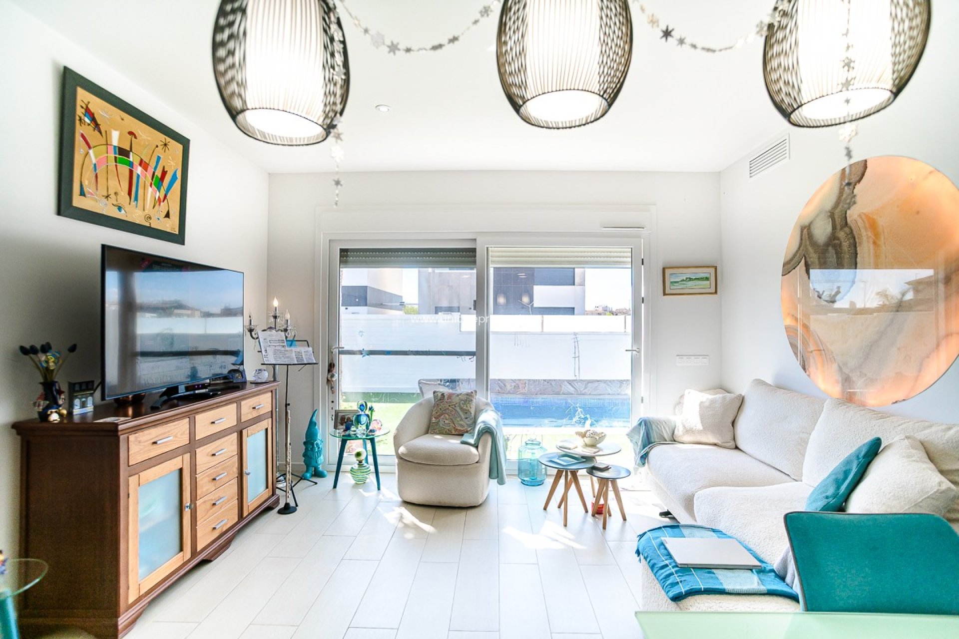 Reventa - Villa -
Pilar de la Horadada