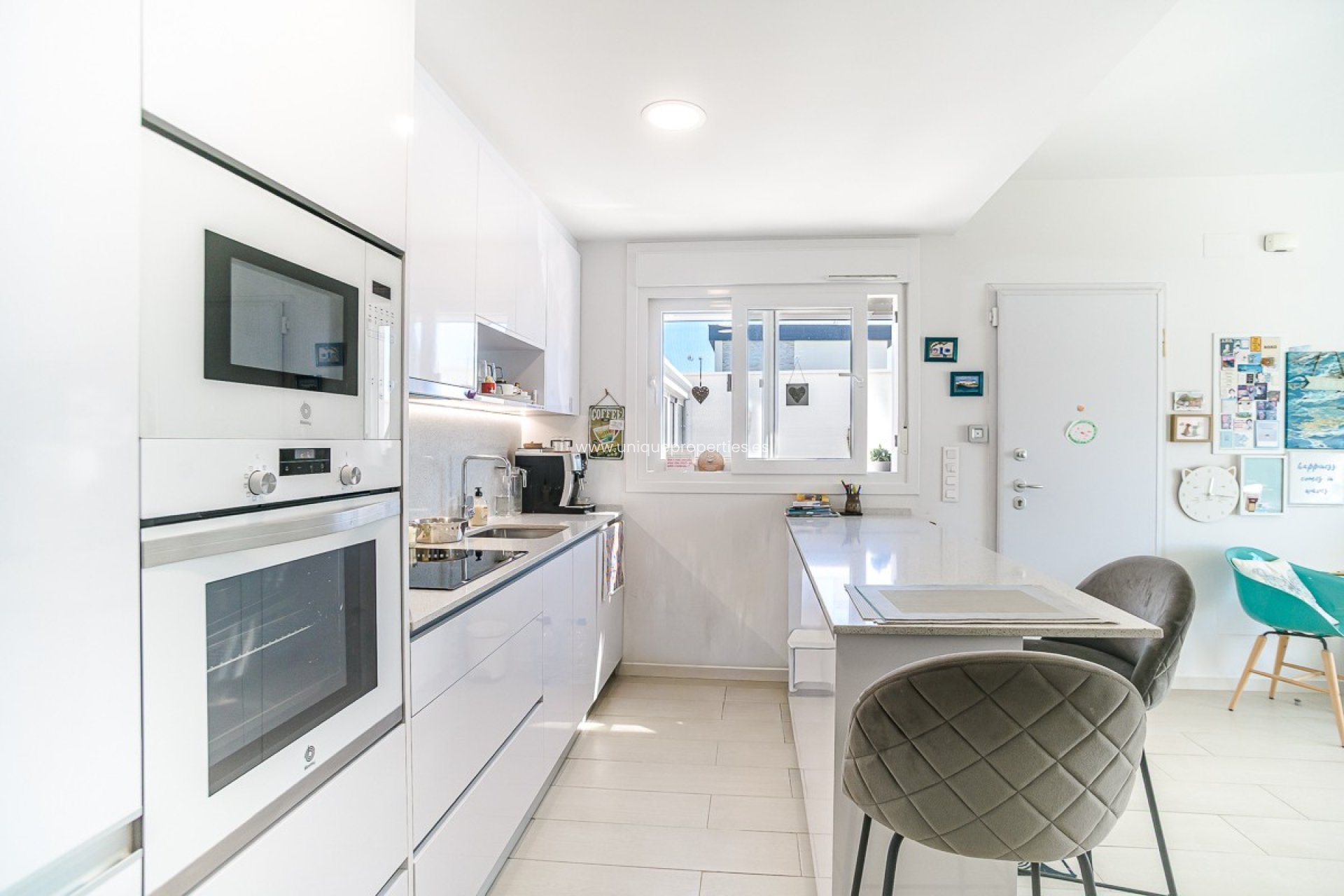 Reventa - Villa -
Pilar de la Horadada