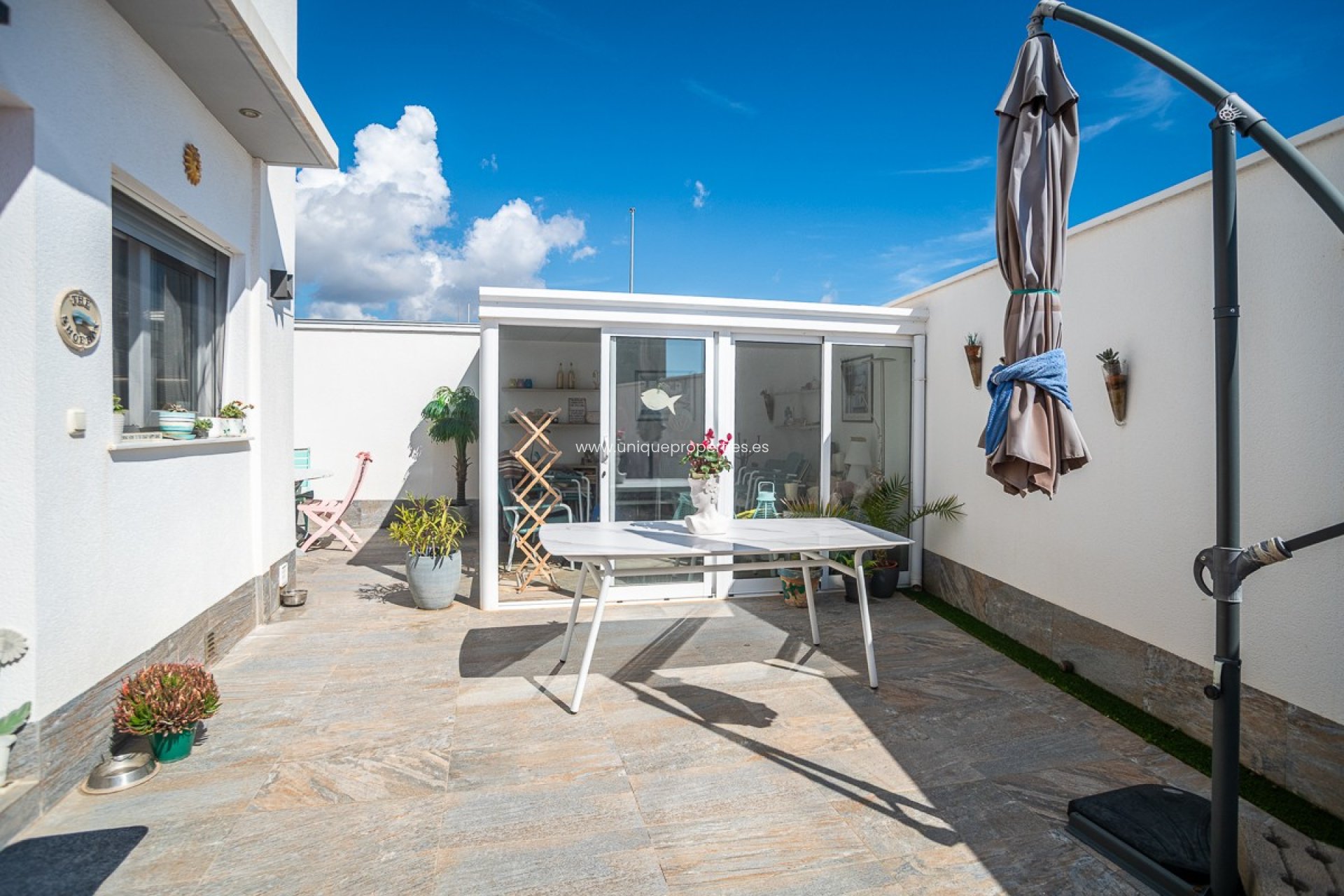 Reventa - Villa -
Pilar de la Horadada