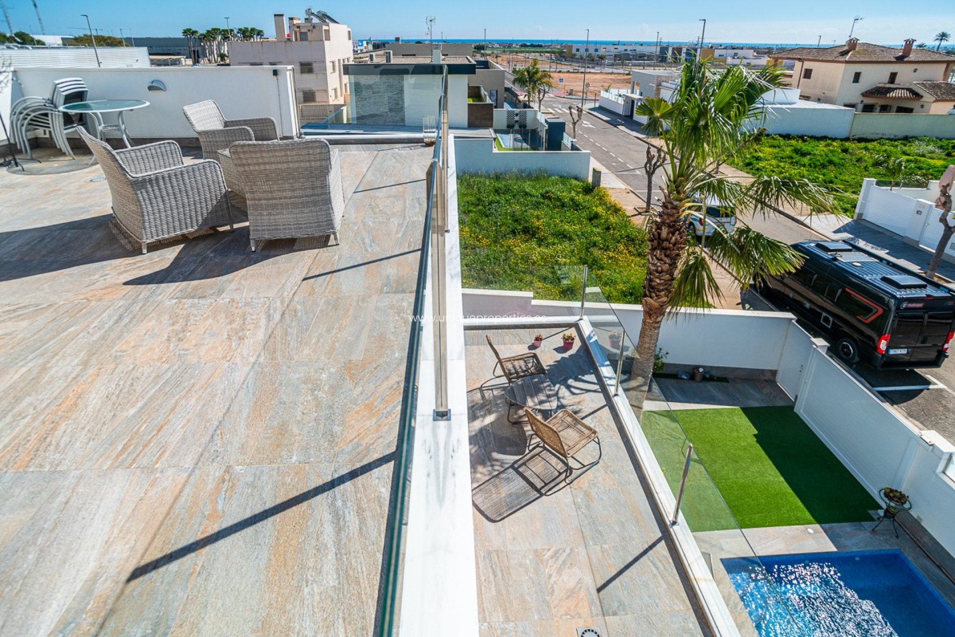 Reventa - Villa -
Pilar de la Horadada