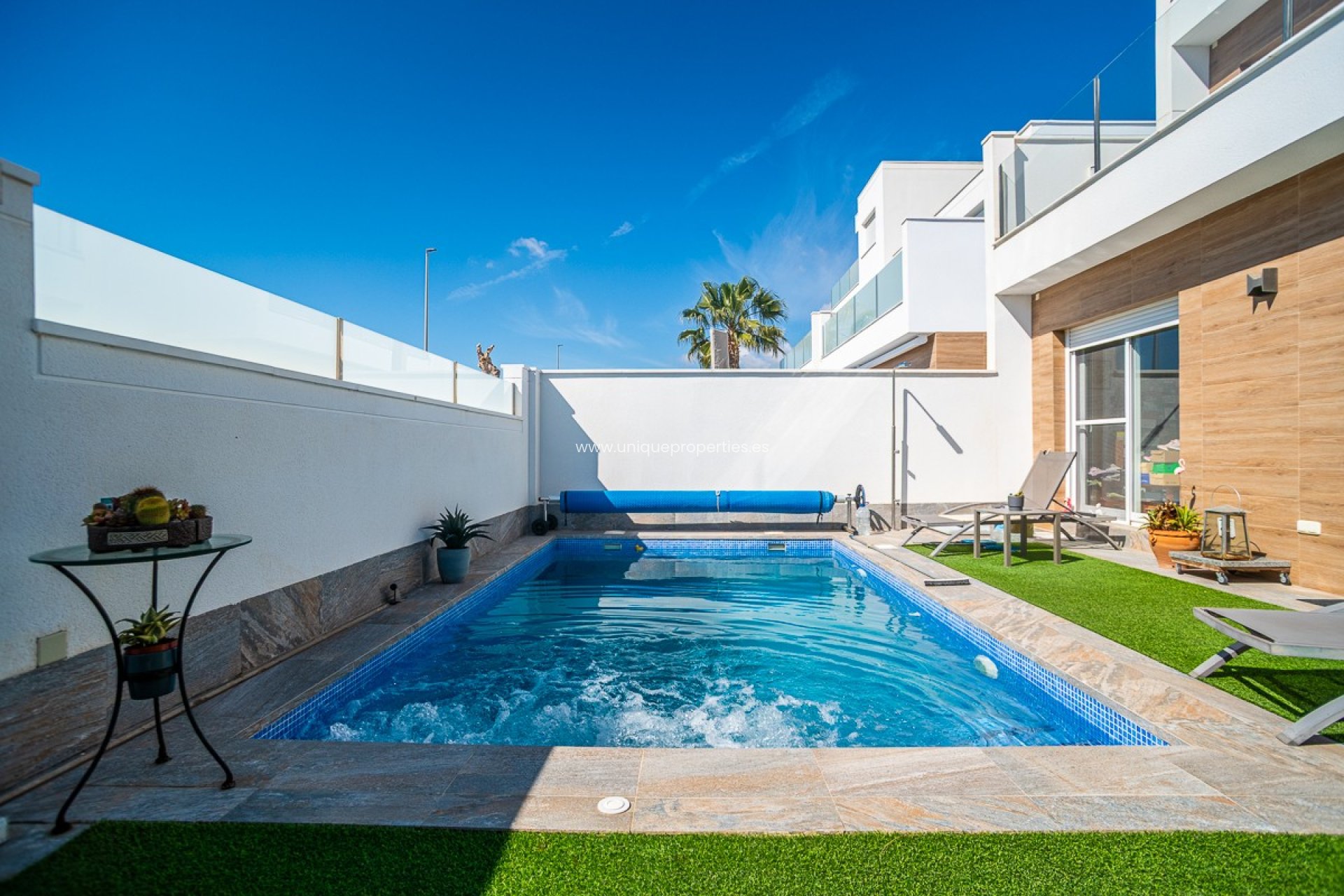 Reventa - Villa -
Pilar de la Horadada