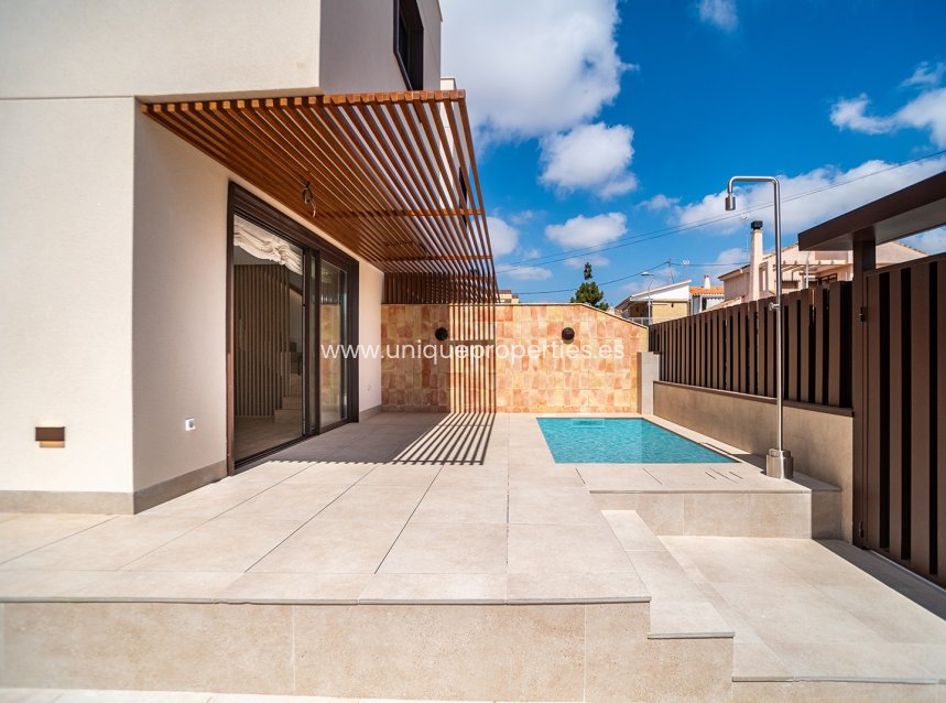 Reventa - Villa -
San Javier - Santiago de la Ribera