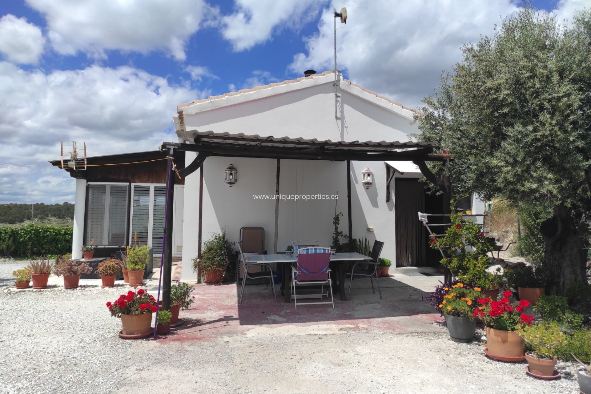 Reventa - Villa -
Somontin