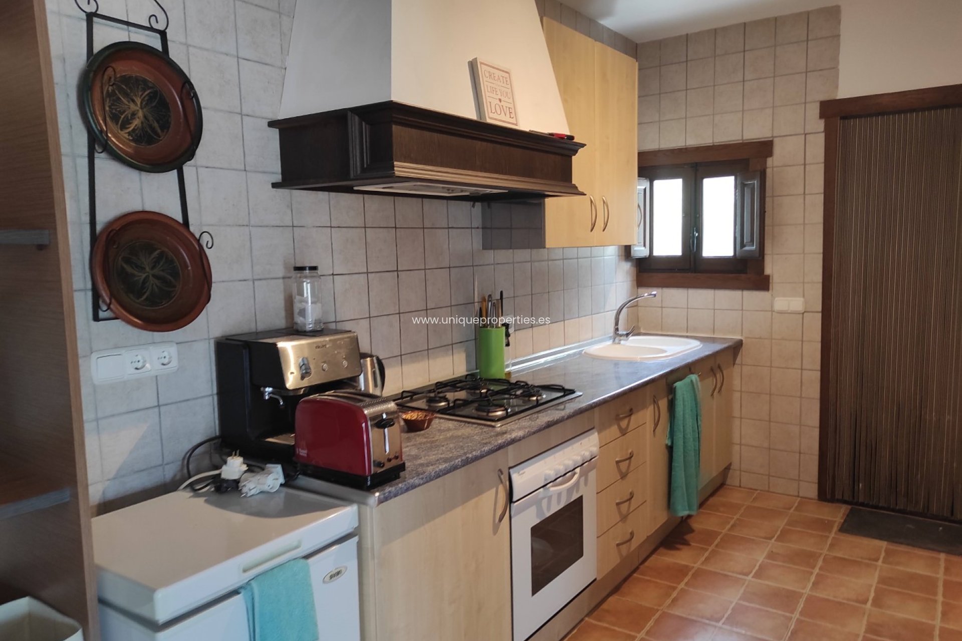 Reventa - Villa -
Somontin
