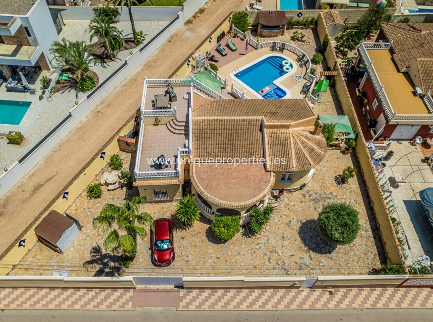 Reventa - Villa -
Torrevieja - La Siesta