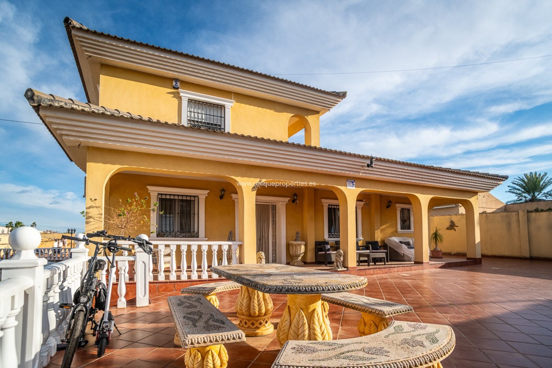 Reventa - Villa -
Torrevieja - LOS BALCONES - LOS ALTOS