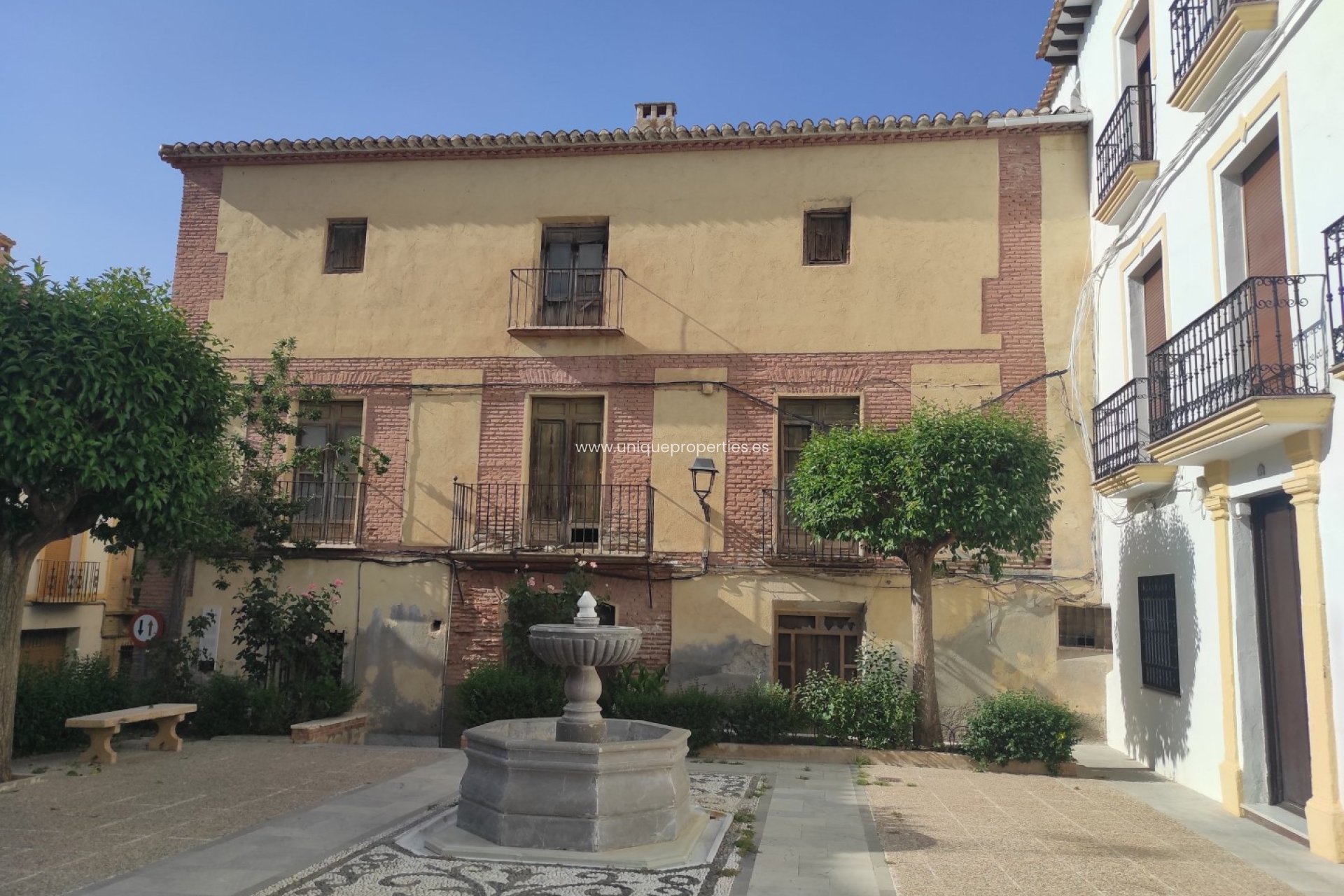 Reventa - Village House -
Caniles