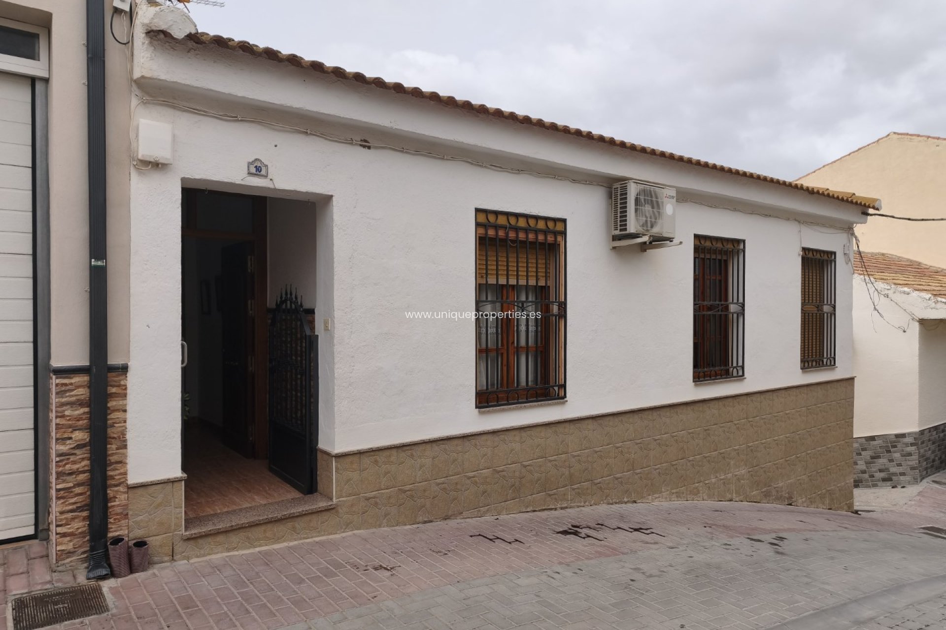 Reventa - Village House -
Caniles