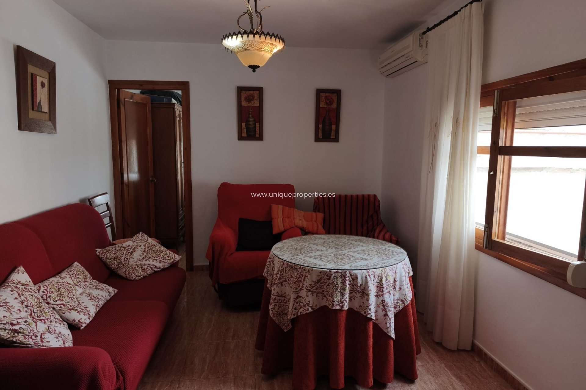 Reventa - Village House -
Caniles