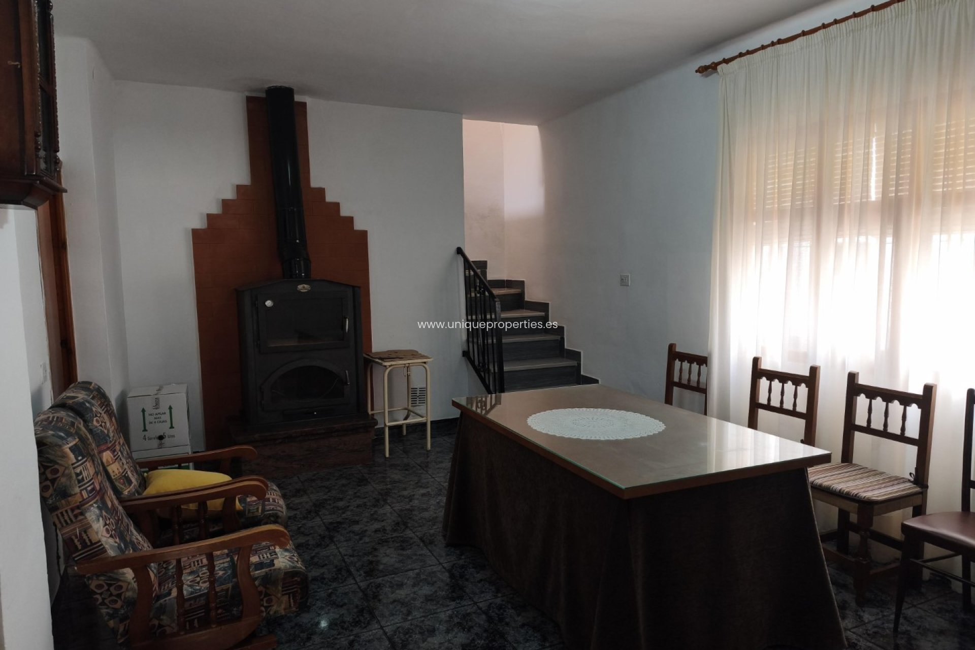 Reventa - Village House -
Caniles