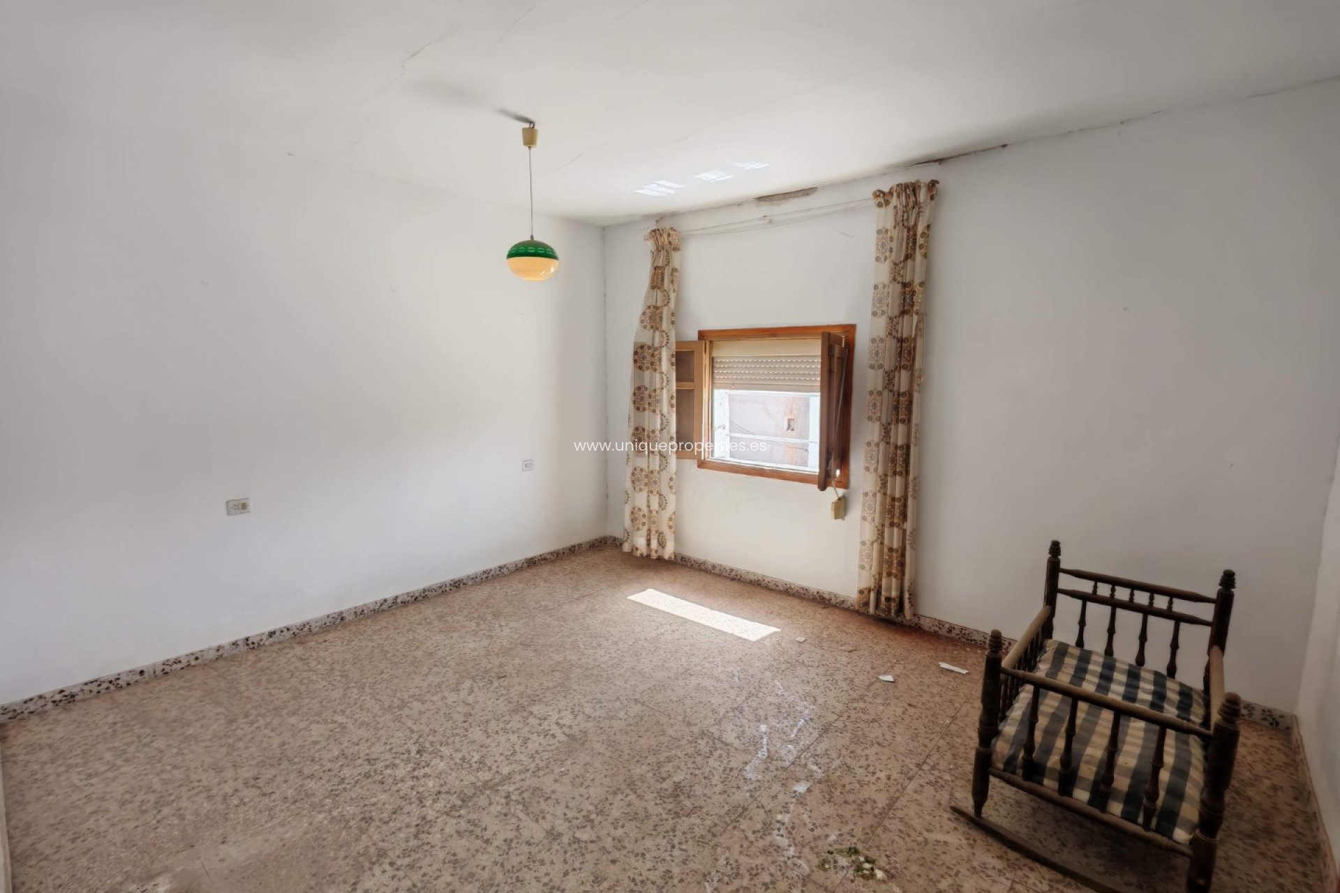 Reventa - Village House -
Caniles
