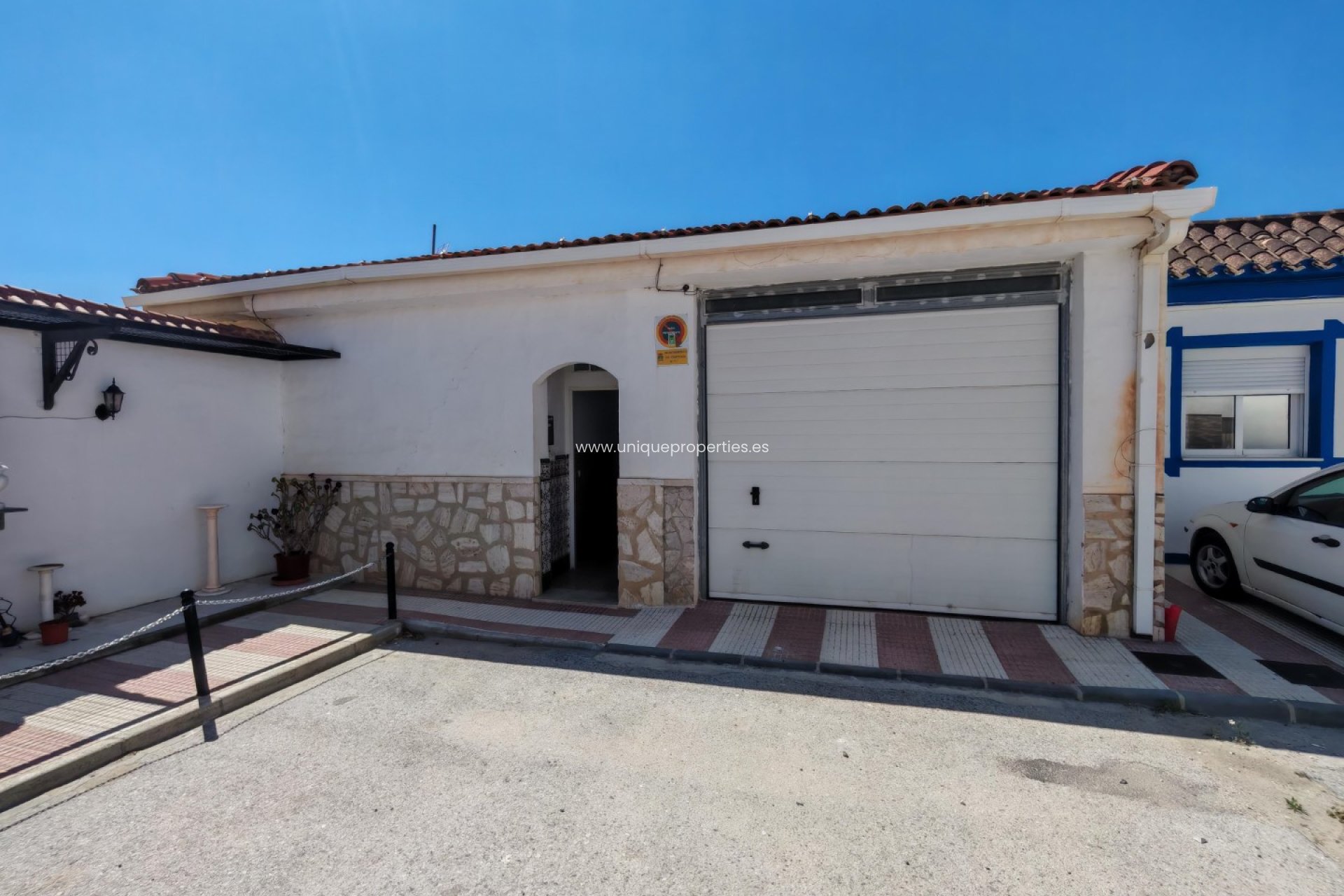 Reventa - Village House -
Cantoria