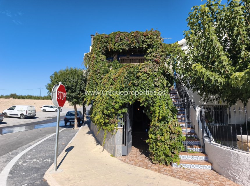 Reventa - Village House -
Cela