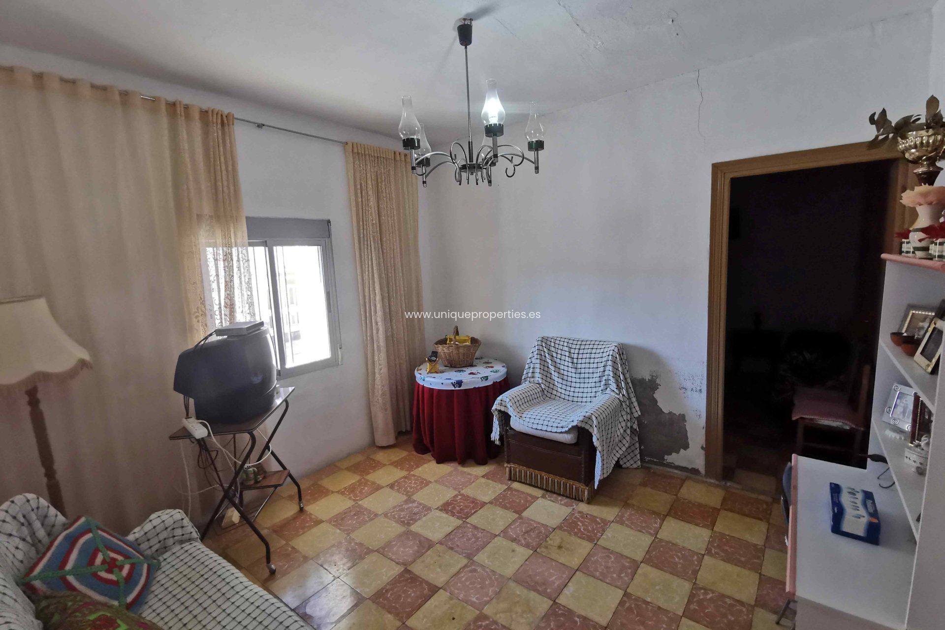 Reventa - Village House -
Cortes de Baza