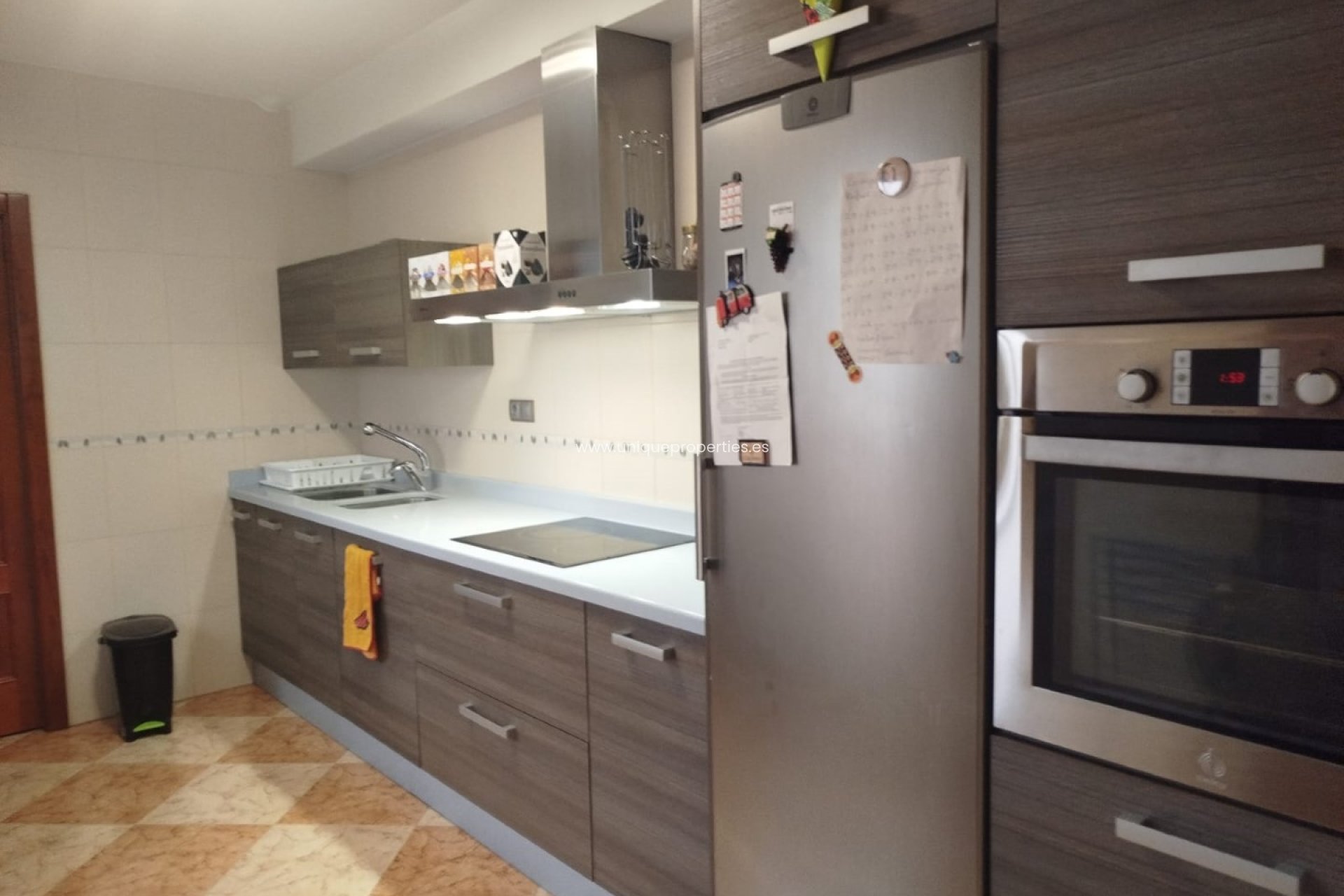 Reventa - Village House -
Fines