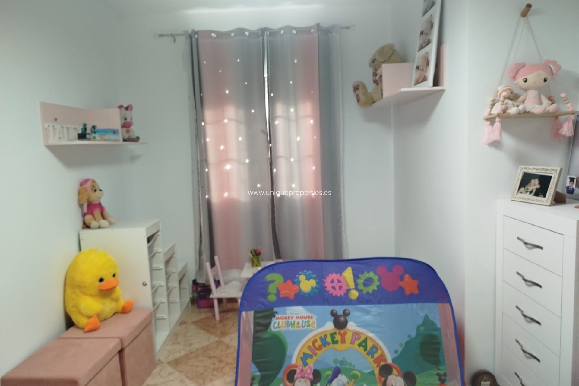 Reventa - Village House -
Fines