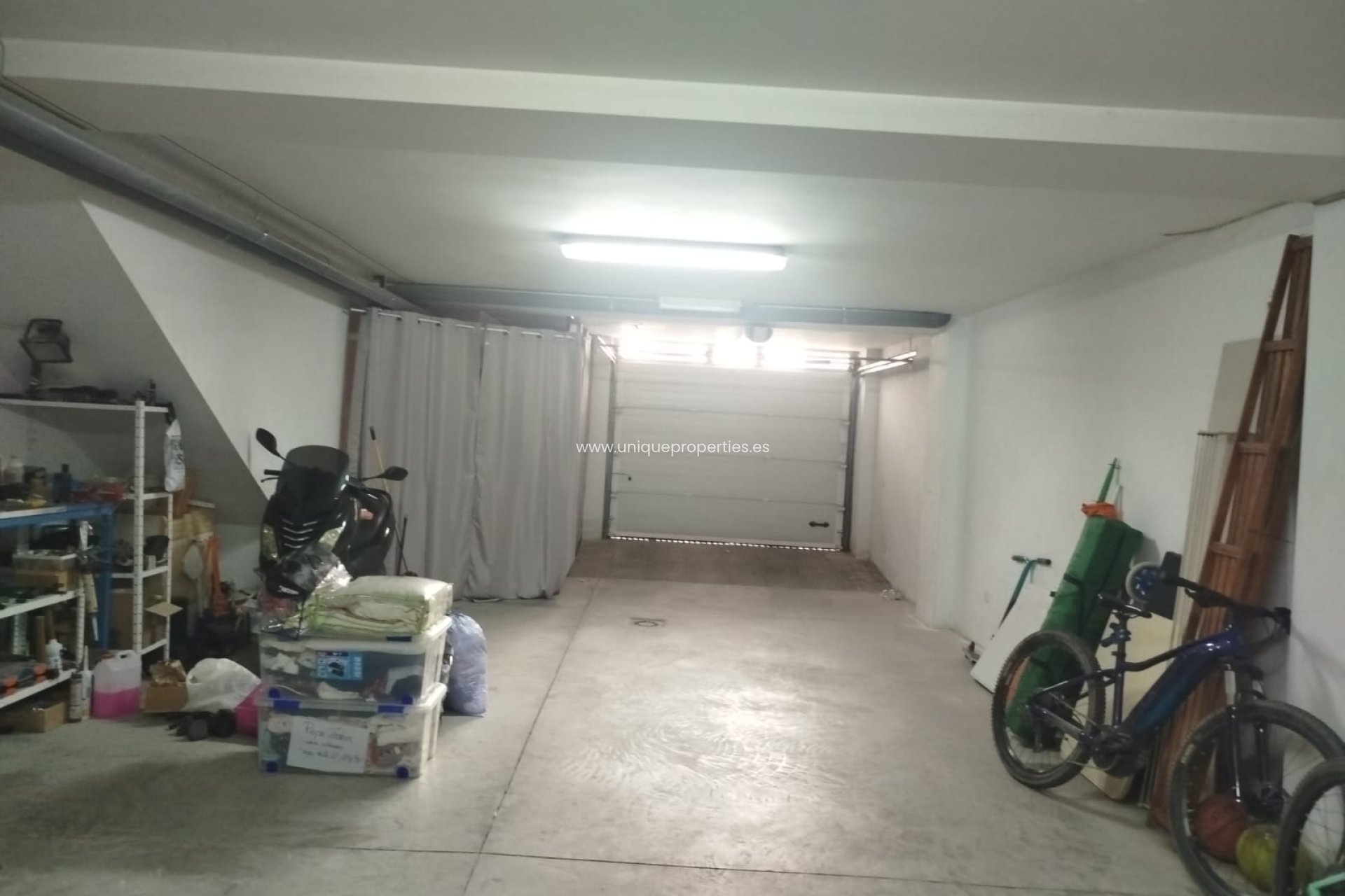 Reventa - Village House -
Fines