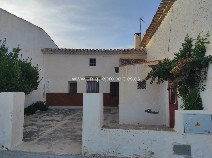 Reventa - Village House -
Galera
