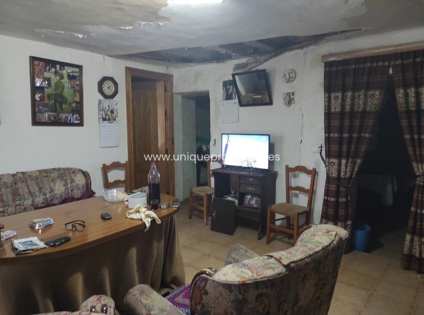 Reventa - Village House -
Galera