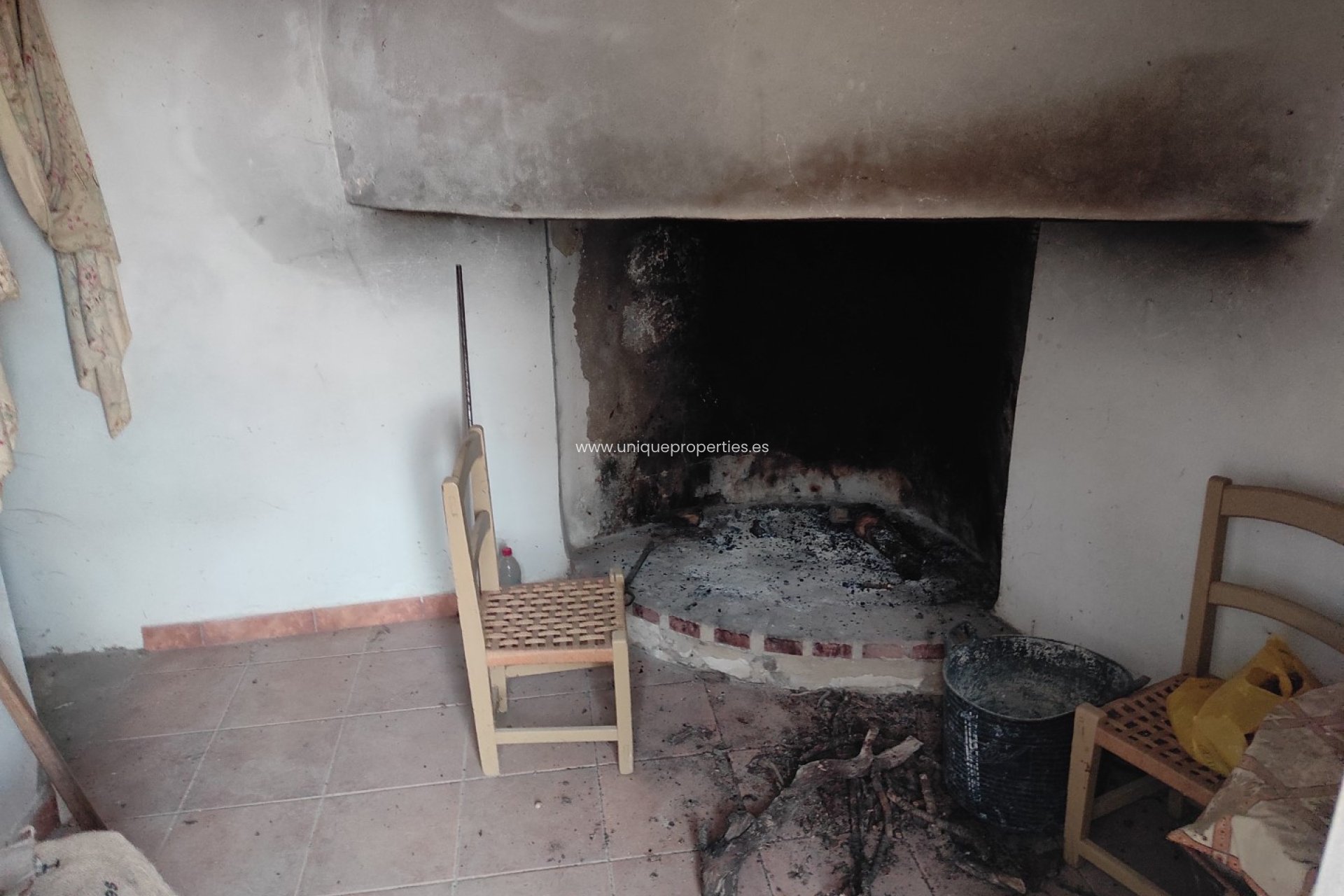 Reventa - Village House -
Galera