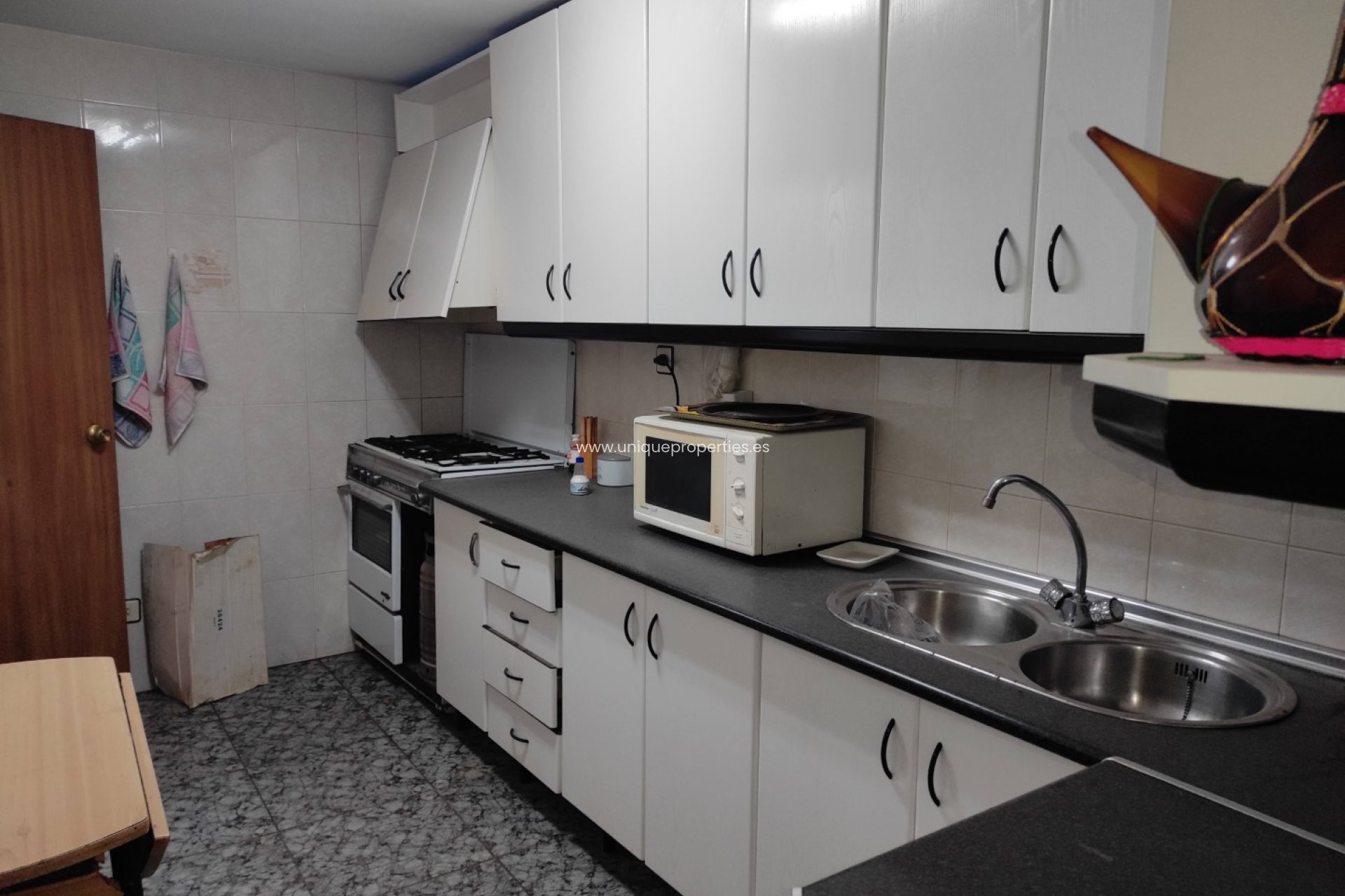 Reventa - Village House -
Higueral