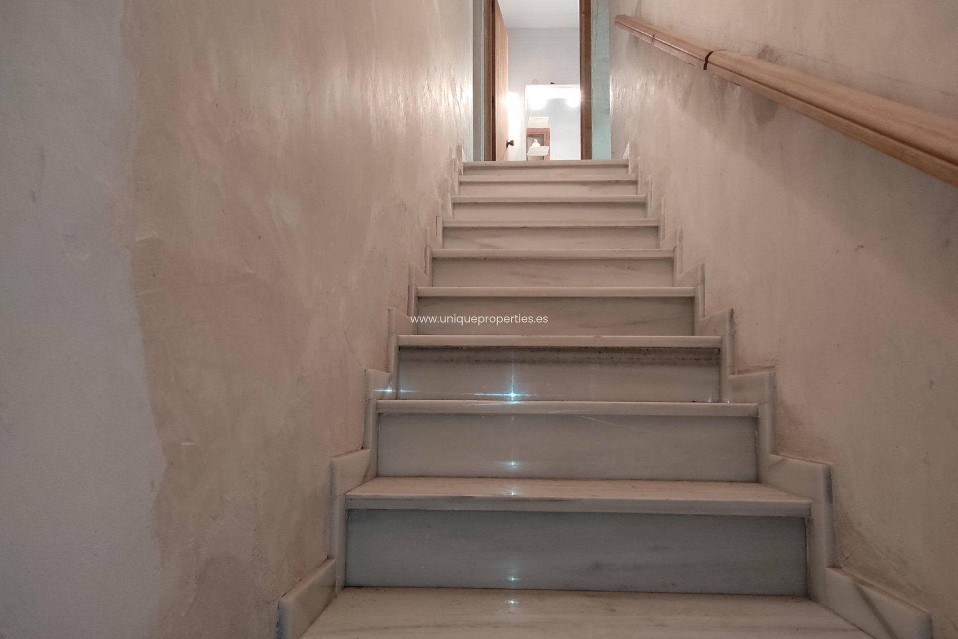 Reventa - Village House -
Higueral