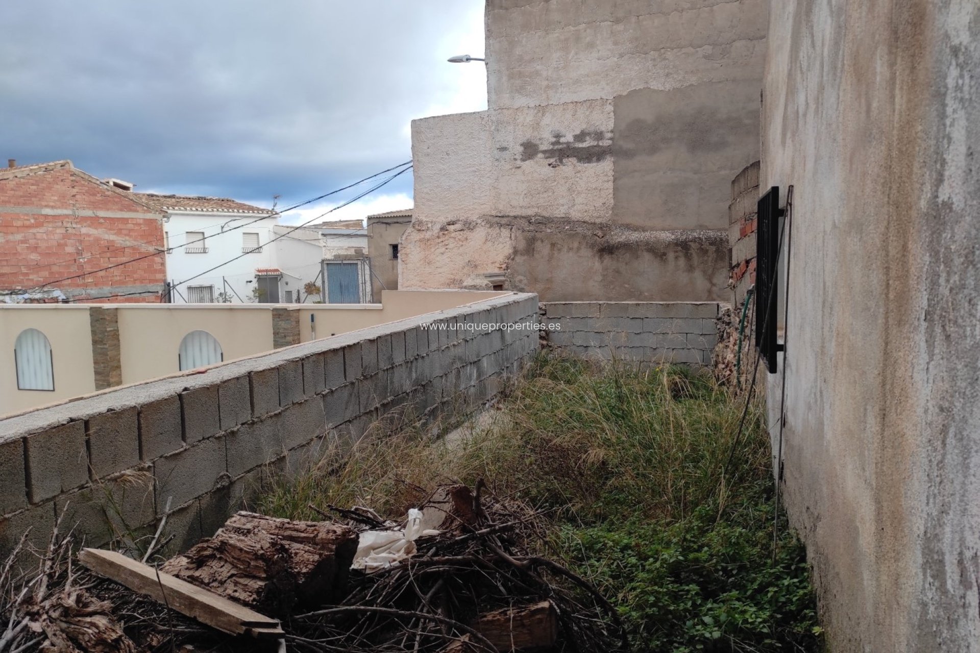 Reventa - Village House -
Higueral